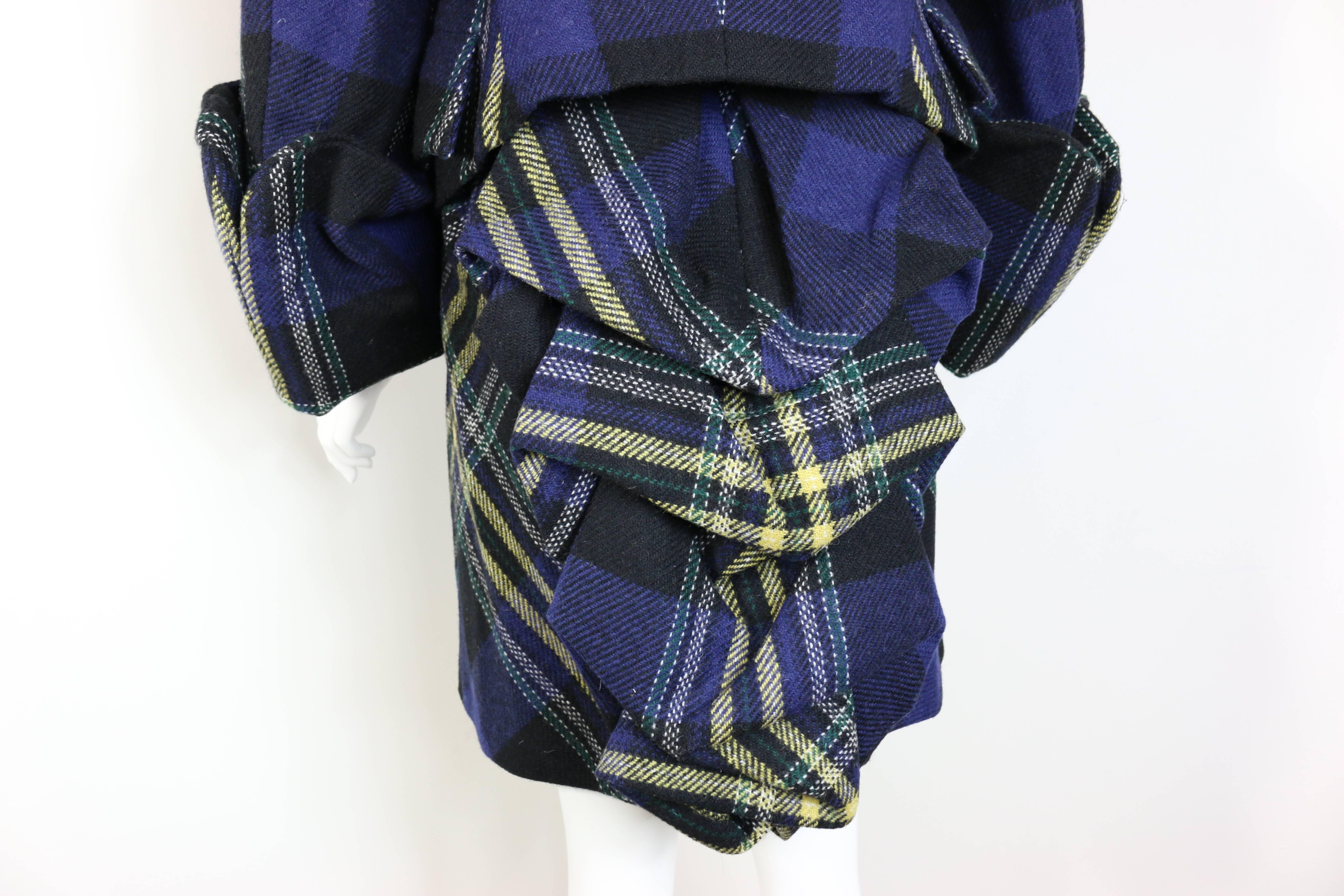 Ikonischer Vivienne Westwood Navy Wool Tartan Anzug im Angebot 2