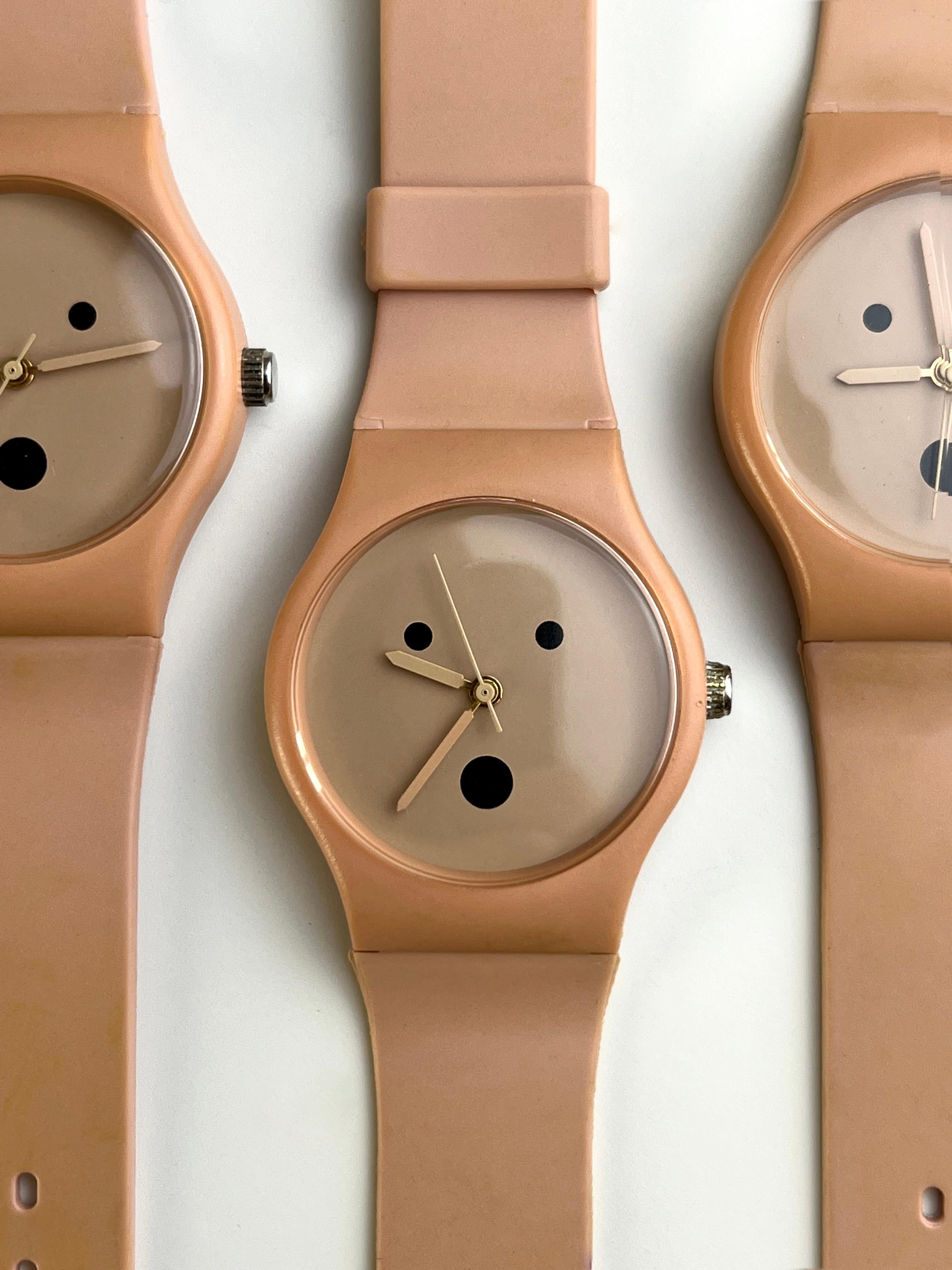 Alessandro Mendini's wristwatch, crafted during the 1990s for the Museo Alchimia, served as a pioneering prototype for Swatch, a renowned company for which Mendini created numerous timepieces in that era. Fashioned from vintage pink rubber and