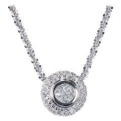 Collier pendentif en or blanc avec diamants de 0,91 carat