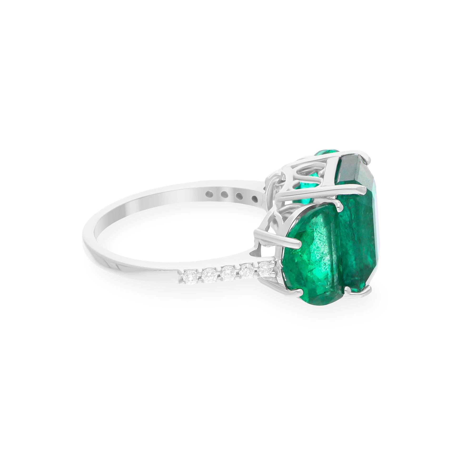 Cast from 18-karat gold, these exquisite ring is handset with 9.11 carats Zambian emerald and 0.11 carats of sparkling diamonds.

FOLLOW SPECTRUM JEWELS storefront to view the latest collection & exclusive pieces. Spectrum Jewels is proudly rated as