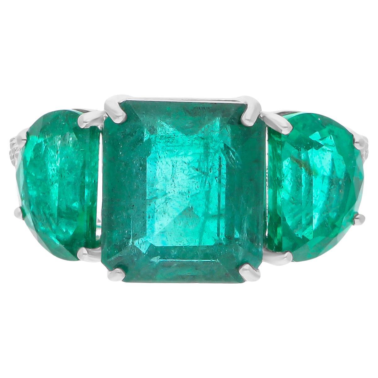 9.1 Carat Zambian Emerald Cocktail Ring 0.11 Carat SI/H Diamond 18k White Gold