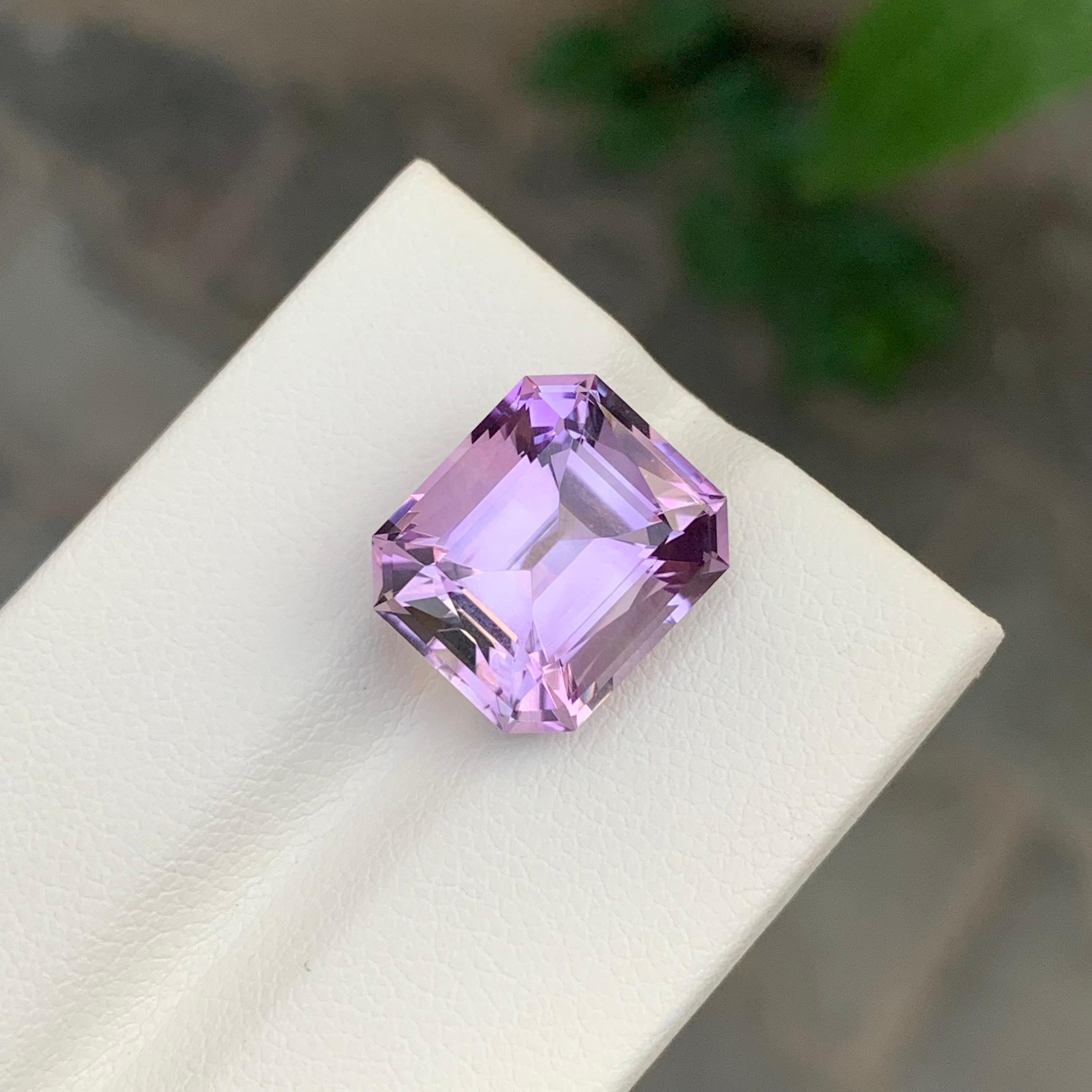 9.10 Karat natürlicher loser Amethyst Smaragd Form Edelstein (Smaragdschliff) im Angebot