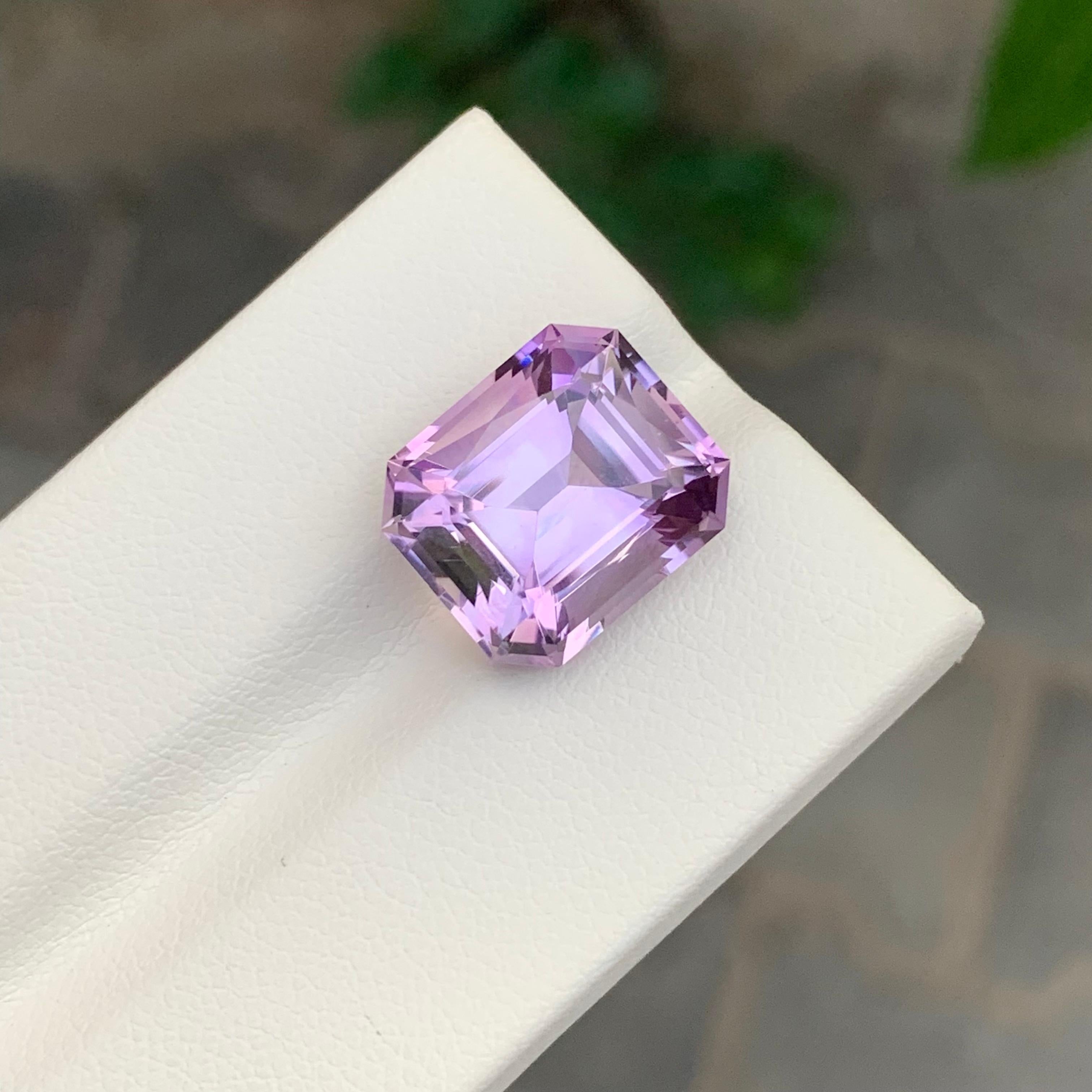 9.10 Karat natürlicher loser Amethyst Smaragd Form Edelstein im Angebot 1