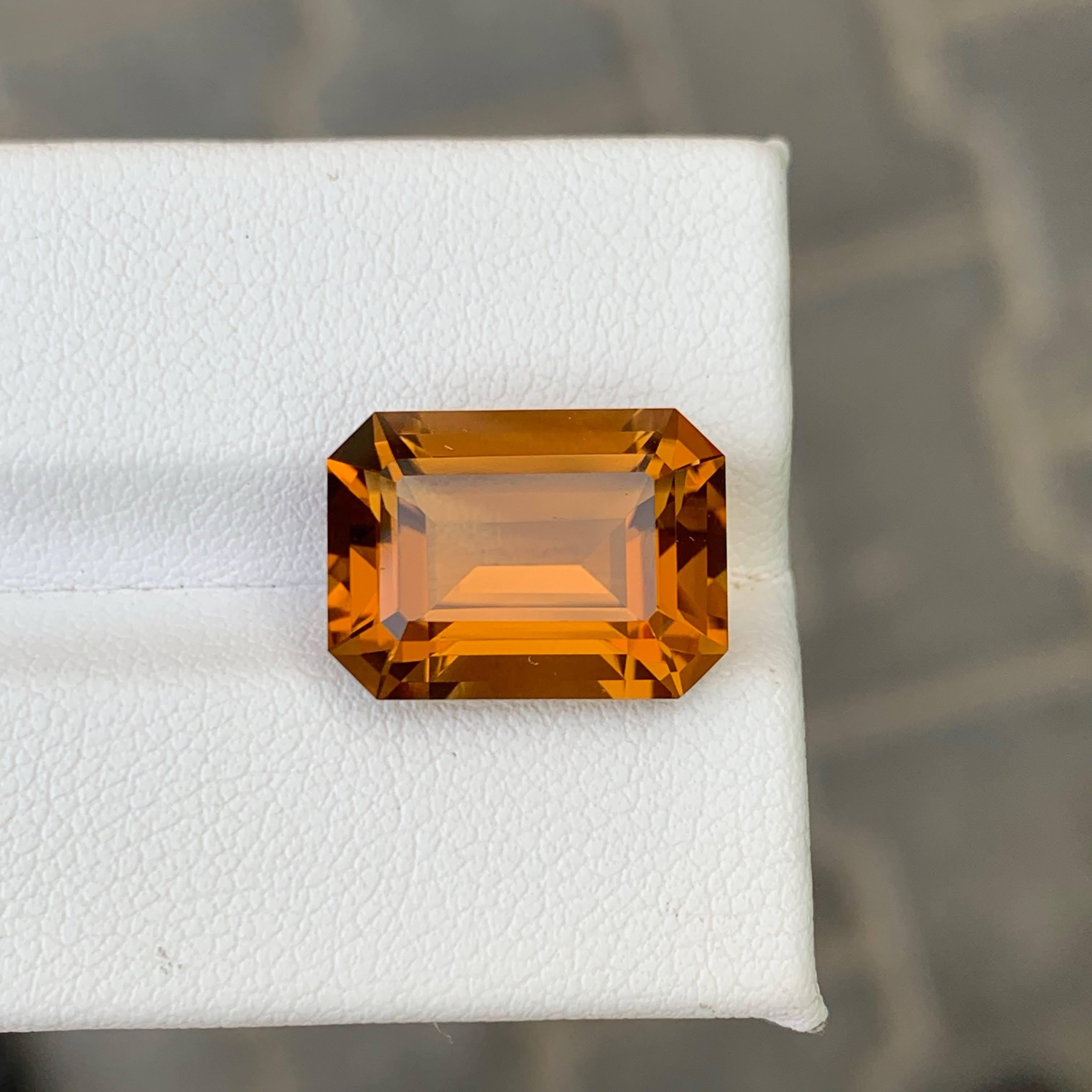9.10 Carat Natural Loose Orange Yellow Citrine Emerald Cut African Gemstone in vendita 1
