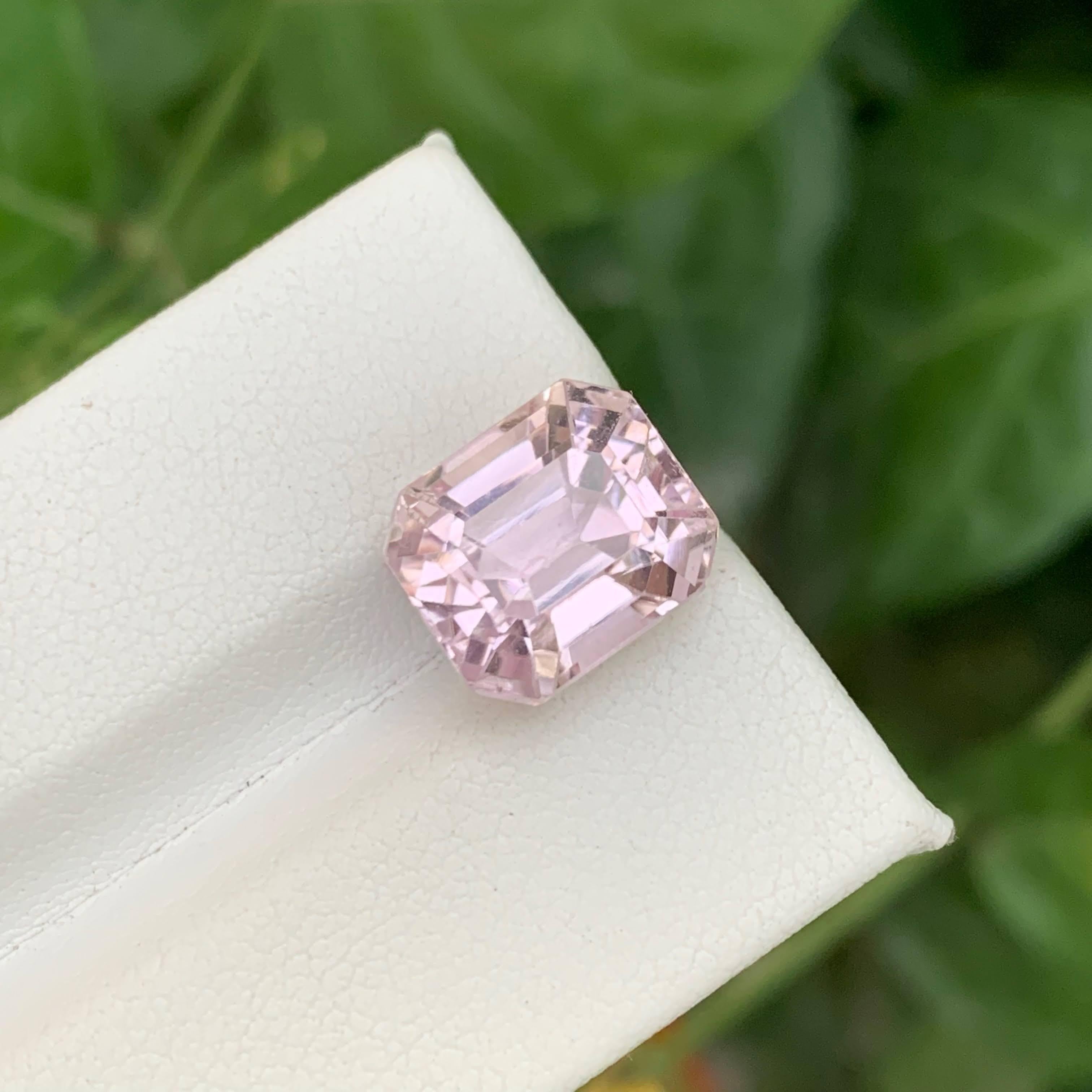 9.10 Karat Natürlicher loser rosa Kunzit Stein Smaragdschliff Afghanischer Edelstein im Angebot 1