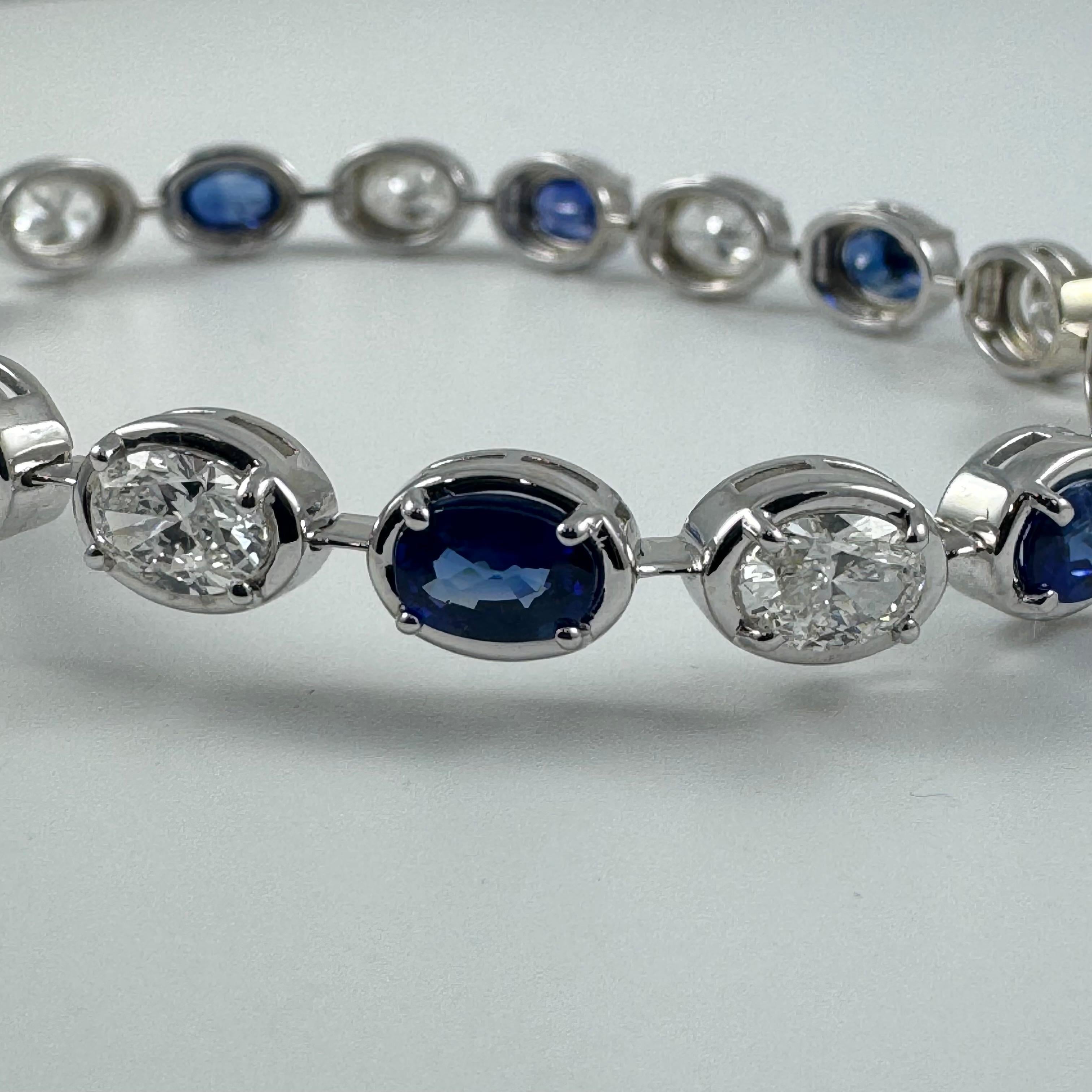 Pulsera de tenis de zafiro ovalado y diamantes de 9,10 quilates en oro blanco de 14 quilates, 7 pulgadas en Nuevo estado para la venta en New York, NY