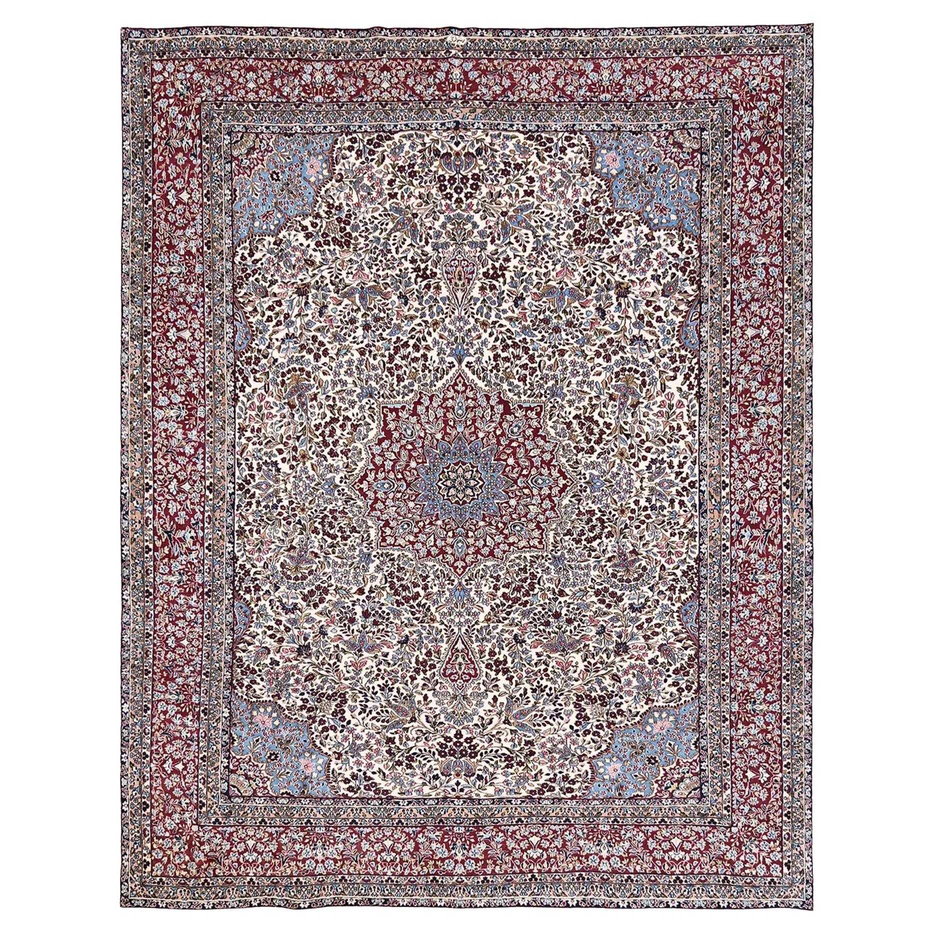 9
10"x12
7" Ivory Vintage Persian Kerman 100% Wool Hand Knotted Oriental Rug