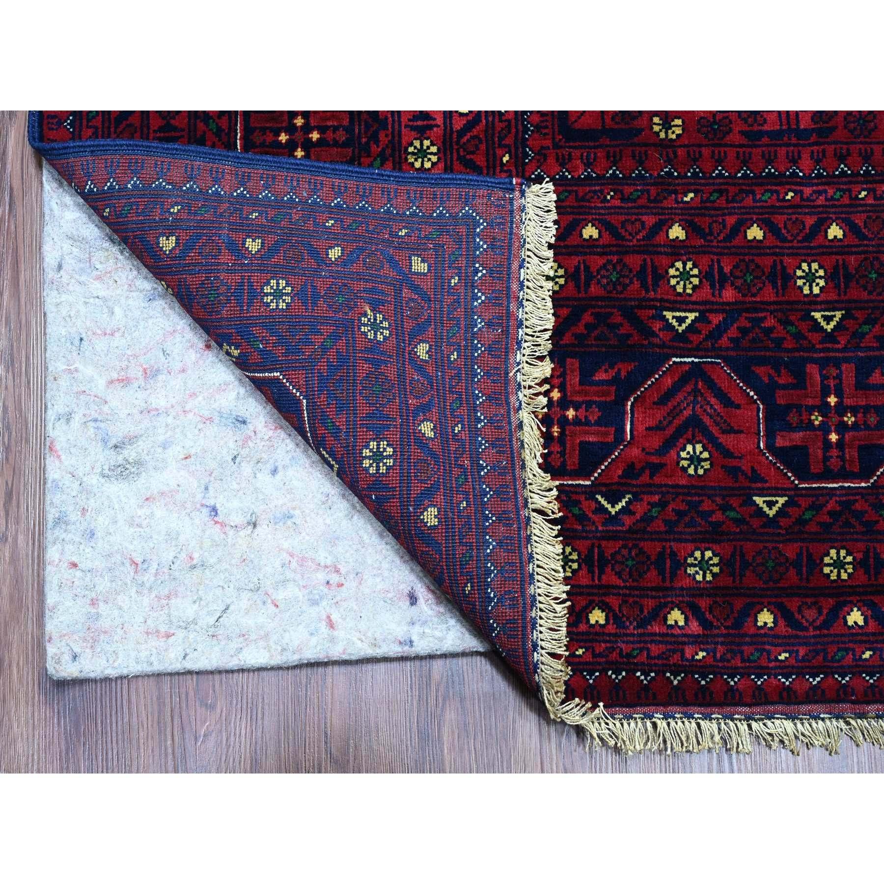 Afghan Tapis oriental rouge afghan Khamyab à motif géométrique noué à la main 9'10