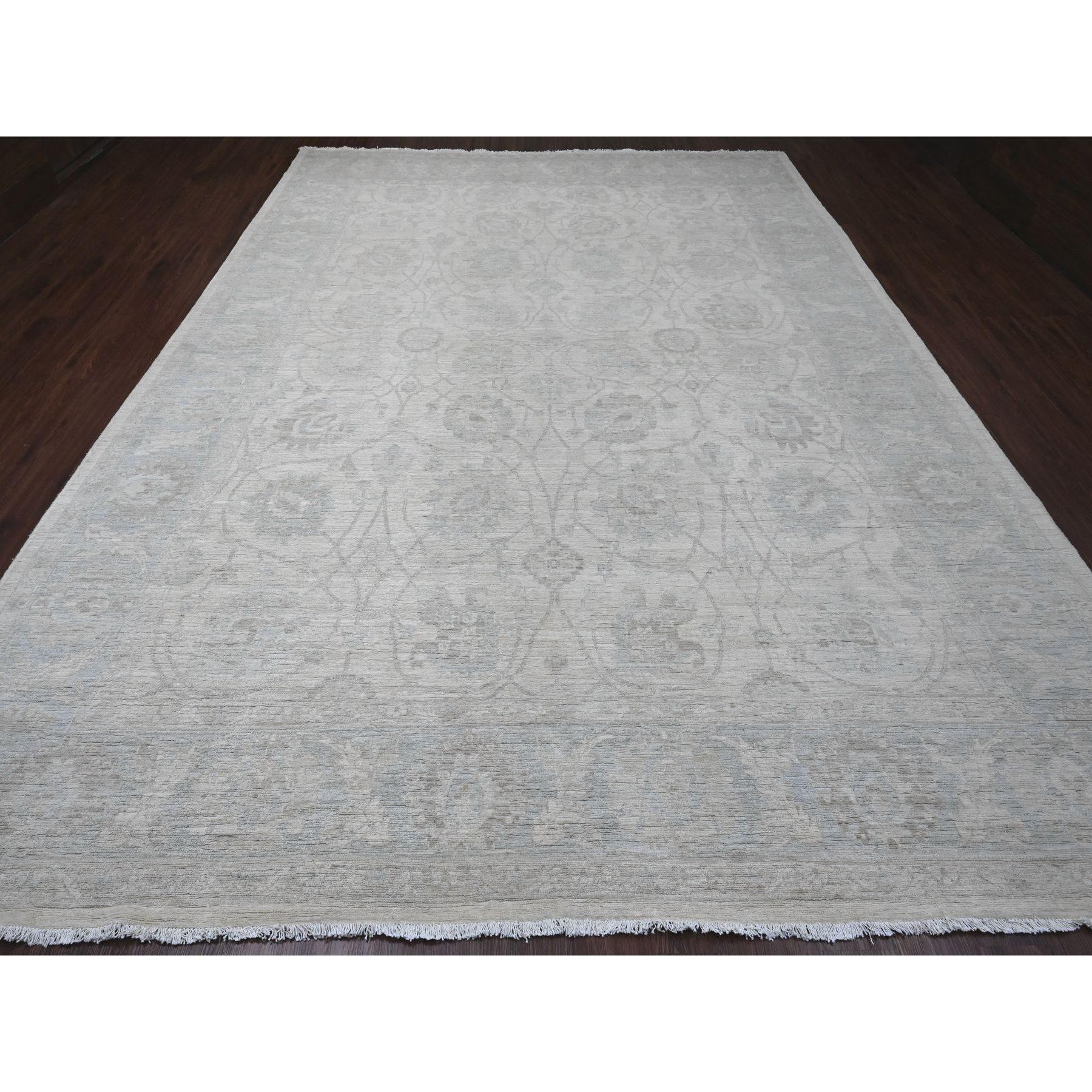 Perlweiß, ausgewaschener Peshawar mit All-Over-Blatt-Design, 100% Wolle, handgeknüpft, vegetarische Färbung, Orientteppich
Primäre MATERIALIEN: Wolle
Latex: Kein Flor 
Höhe: 0,25 Zoll
Stil: Transitional
Grundfarbe: Elfenbein
Sekundäre Farben: Braun,