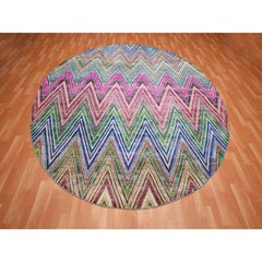 9'10"x9'10" Pink Colorful Chevron Design Hand Knotted Silk with Wool Round Rug