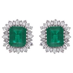 Smeraldo dello Zambia da 9,11 carati 1,88 carati SI/H Orecchini di diamanti in oro bianco 18 carati
