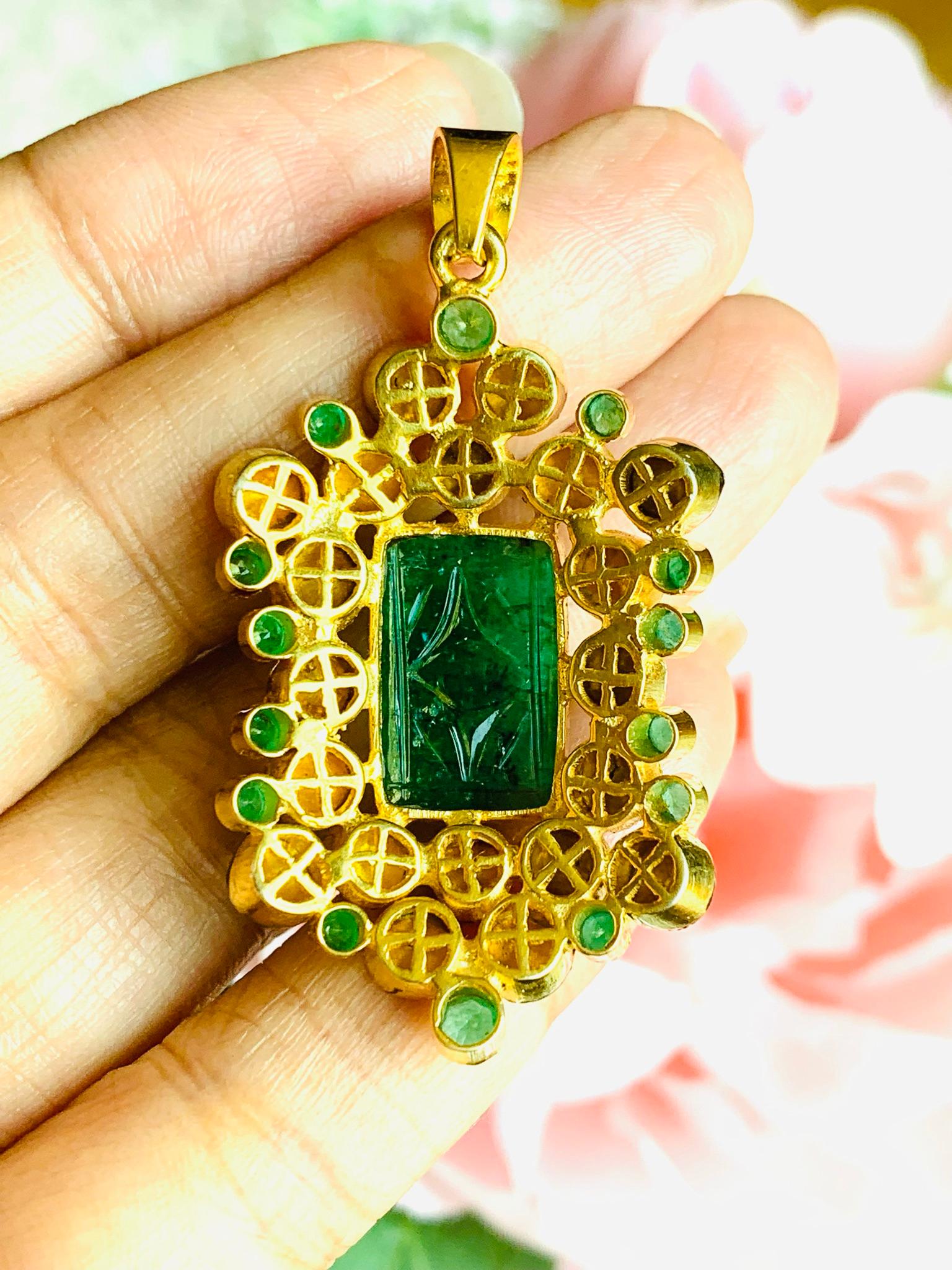 rose cut emerald diamond necklace