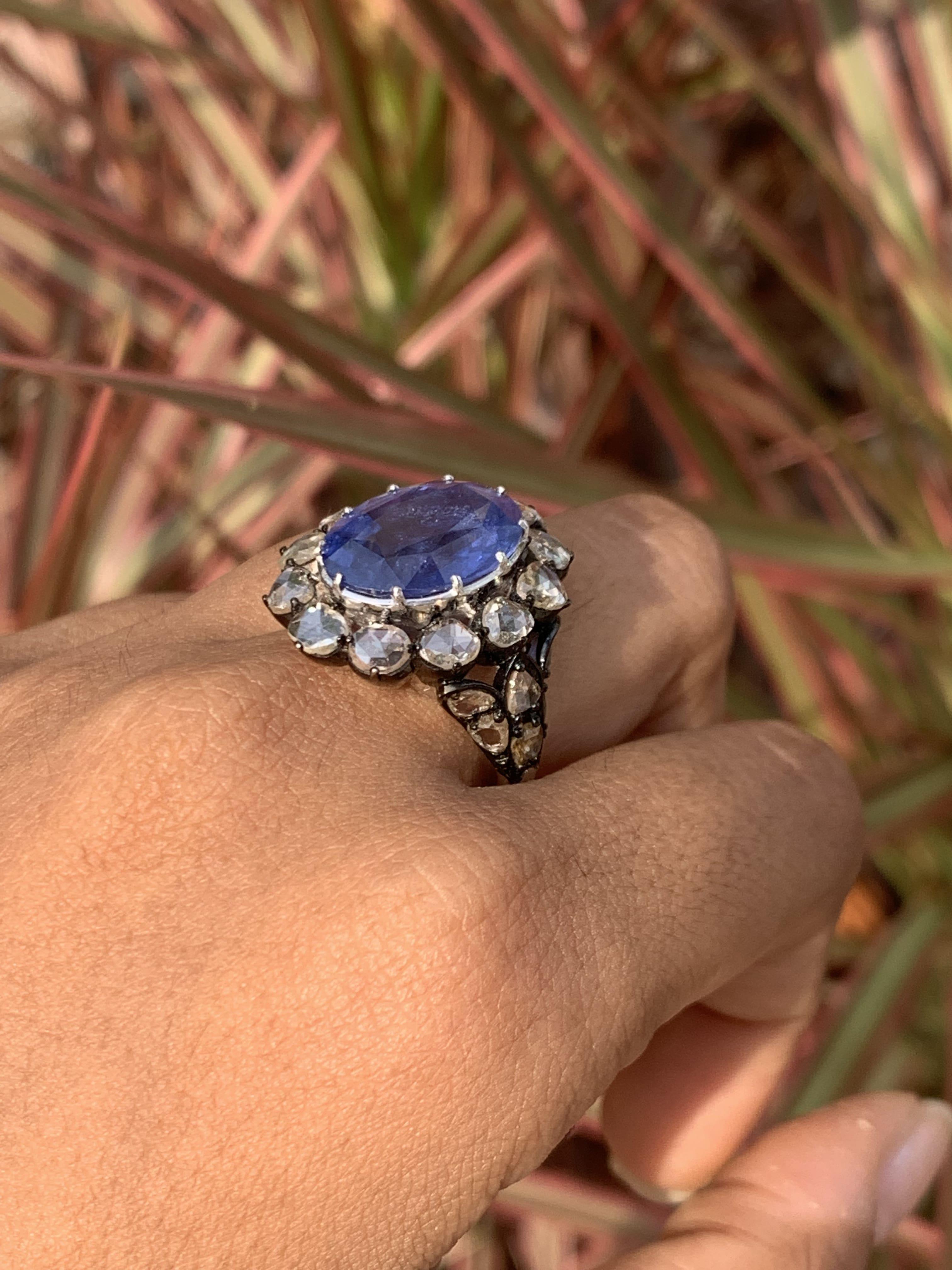 Ceylon Sapphire 9.12 Carat Art Deco Inspired Ring with Rose Cut Diamonds For Sale 7