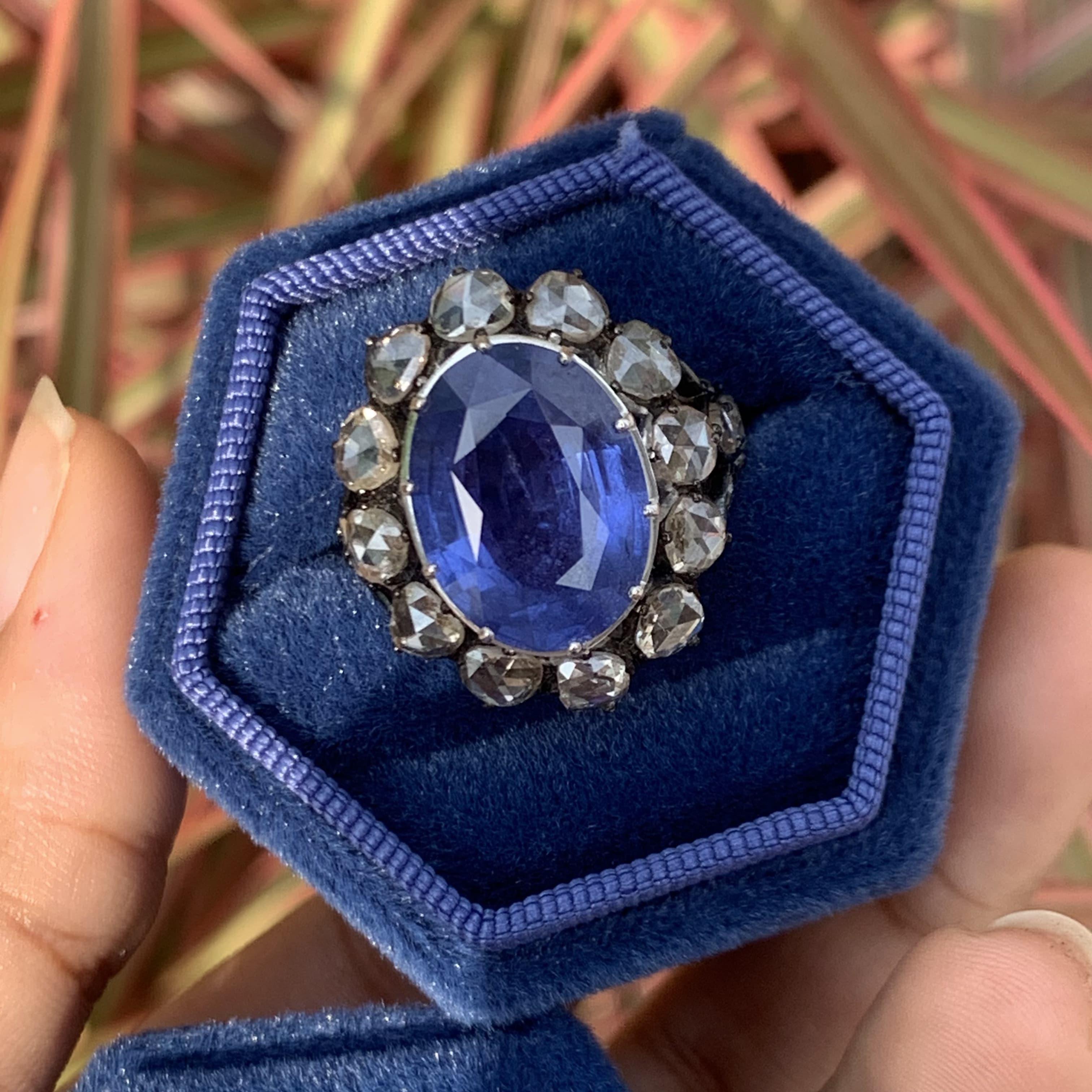 Ceylon Sapphire 9.12 Carat Art Deco Inspired Ring with Rose Cut Diamonds For Sale 1