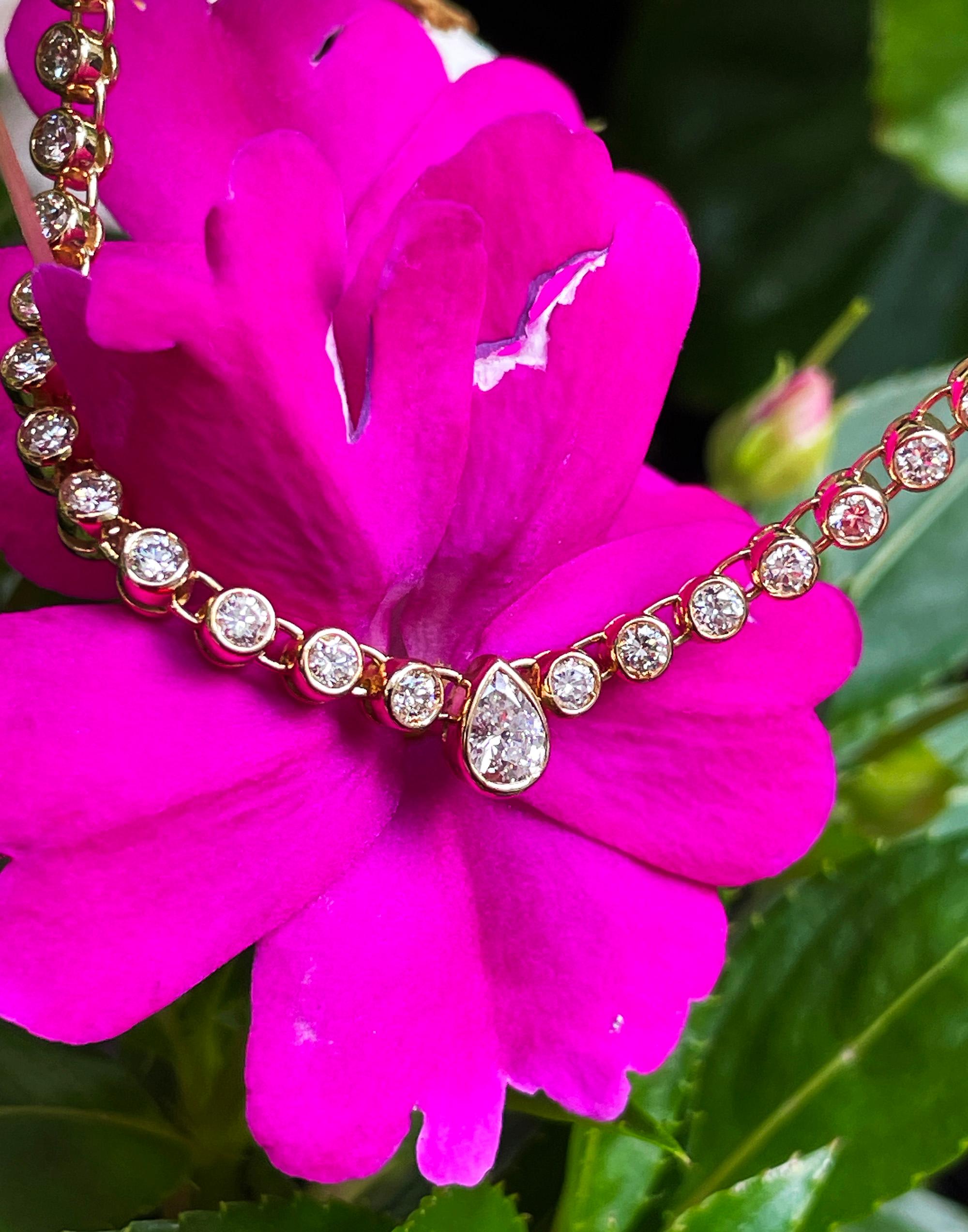 Italian Vintage 9.12ct Pear Shaped & Round Diamond Bezel Tennis 18KYG Necklace 11