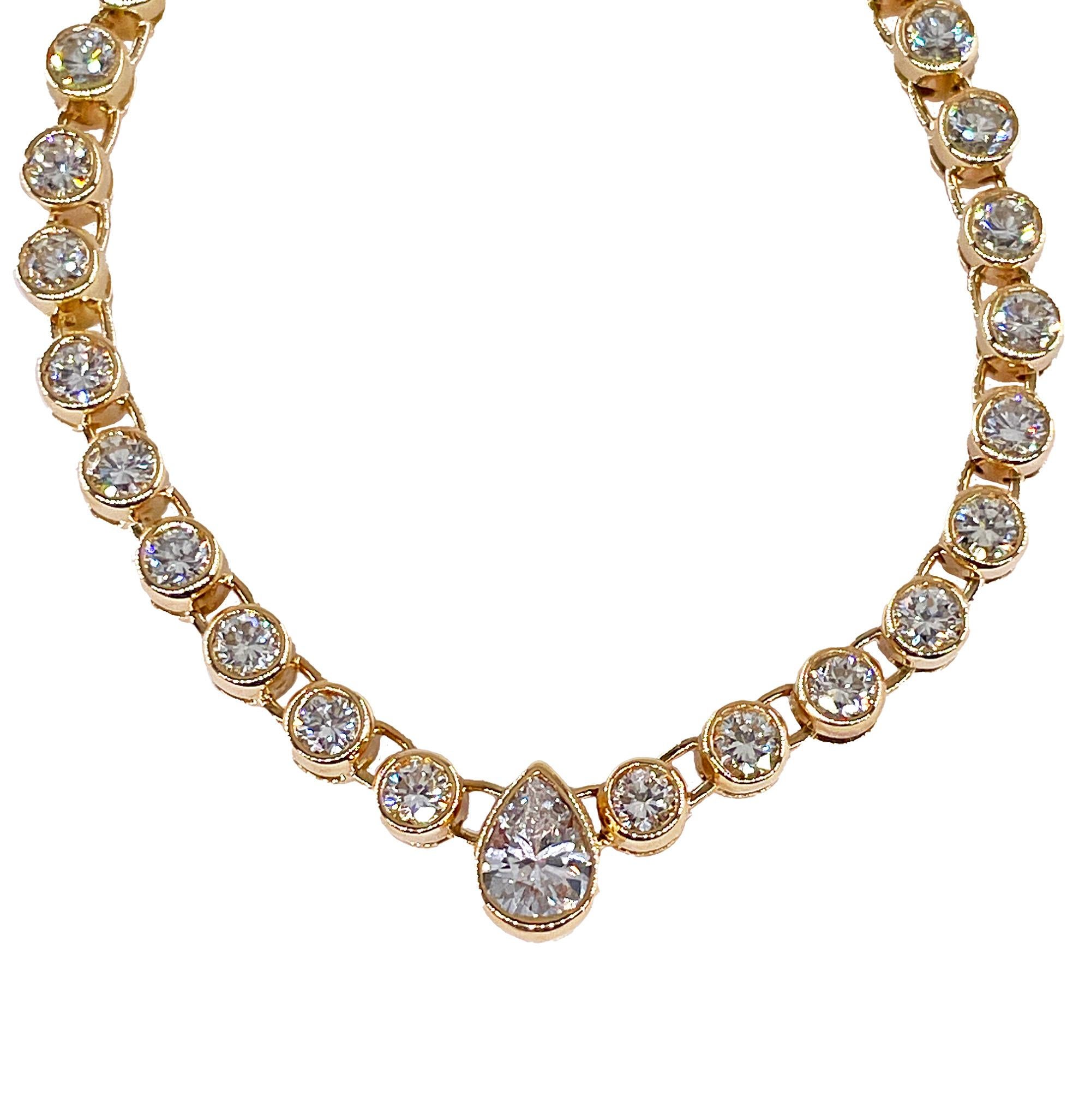 18K Yellow Gold Estate Vintage Italian 9.12ct Pear Shaped & Round Diamond Bezel Line Tennis Rivera Necklace 
This stunning 18k Yellow Gold Vintage Diamond Necklace exemplifies Italian craftsmanship that proves that some styles truly never goes out