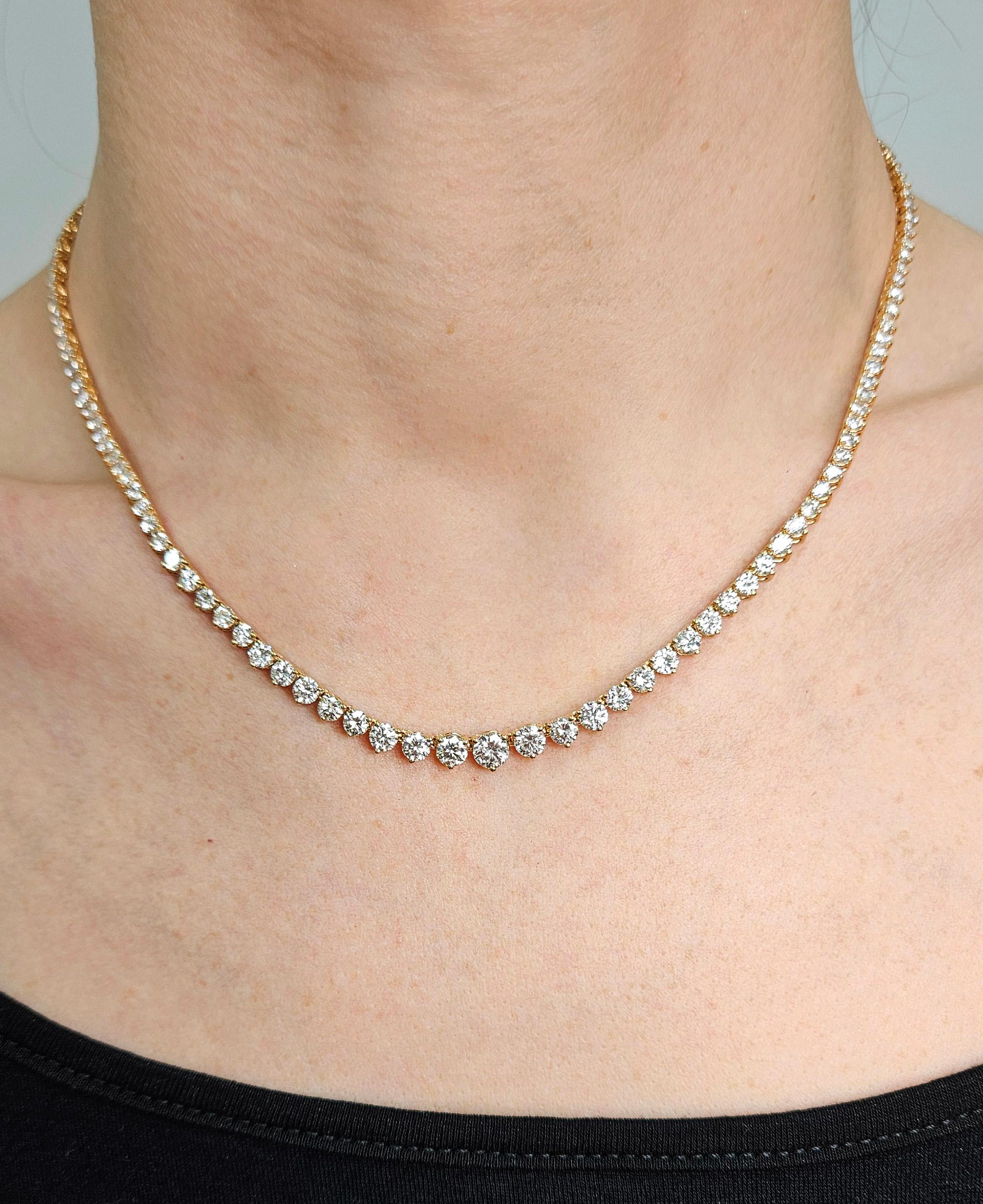 Collana Tennis con diamanti tondi graduati in oro giallo 14k da 9,12ct Estate Vintage in vendita 1