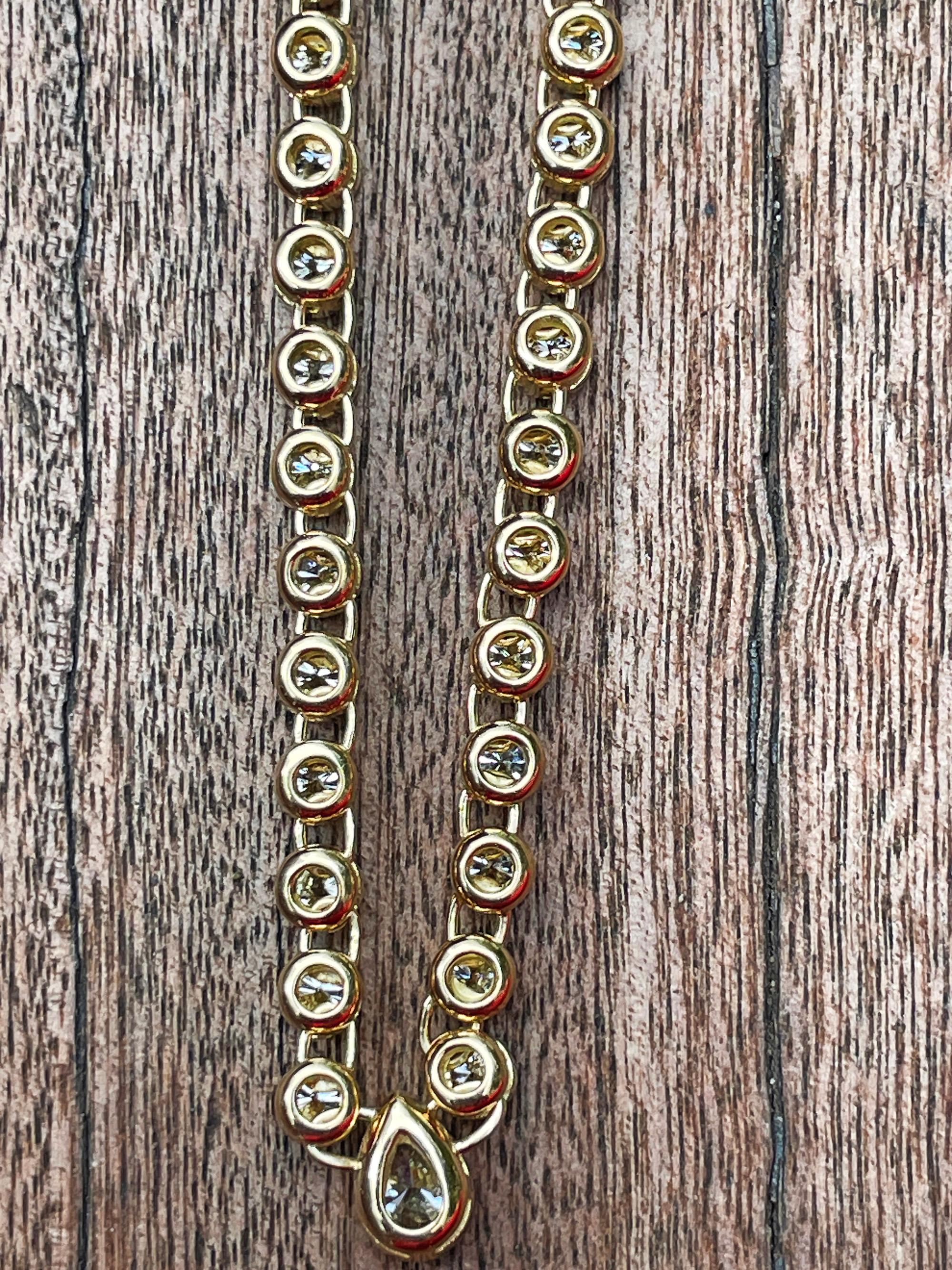 Italian Vintage 9.12ct Pear Shaped & Round Diamond Bezel Tennis 18KYG Necklace 2