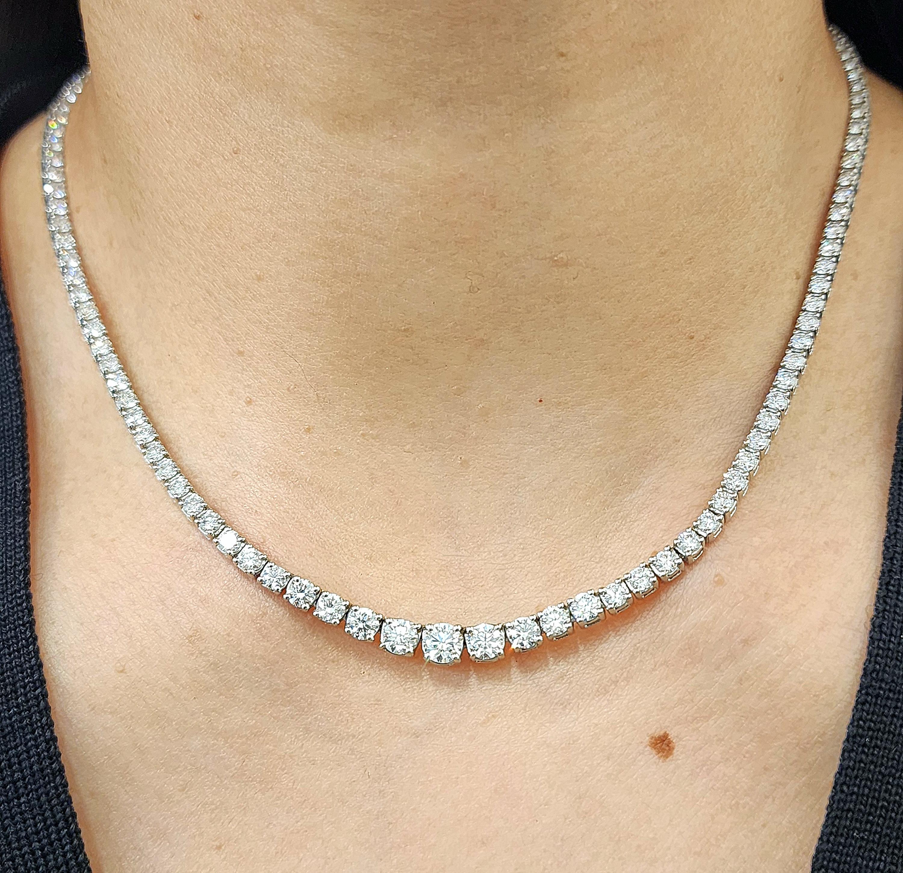9.13 ct Riviera Graduated Diamond Necklace - Platinum