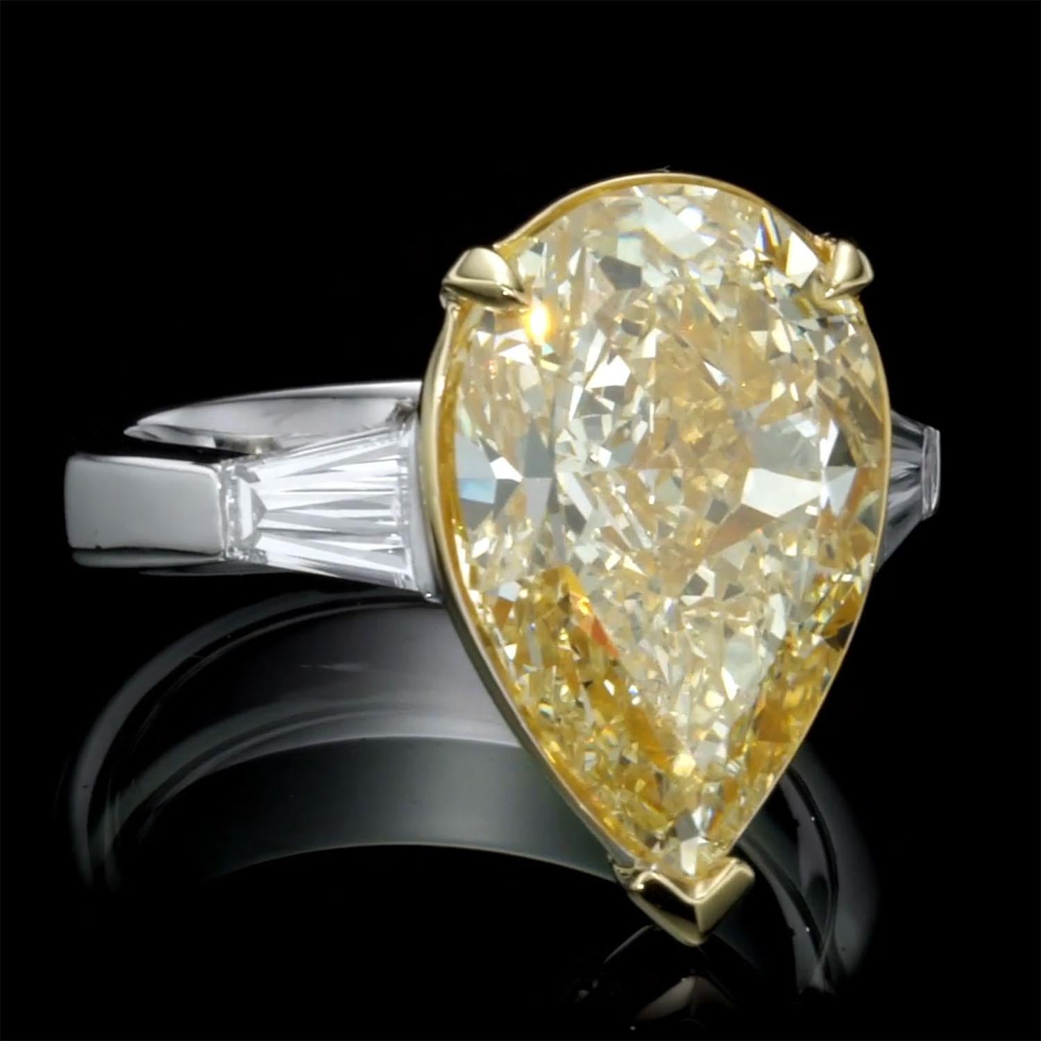 Pear Cut 9.14 Carat Natural Yellow Diamond Ring GIA, Large Yellow Diamond Ring for Women For Sale
