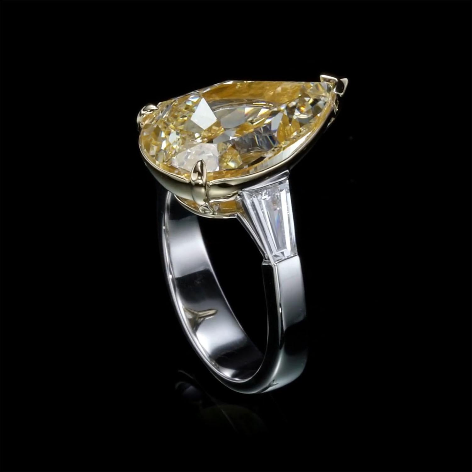 9.14 Carat Natural Yellow Diamond Ring GIA, Large Yellow Diamond Ring for Women For Sale 1