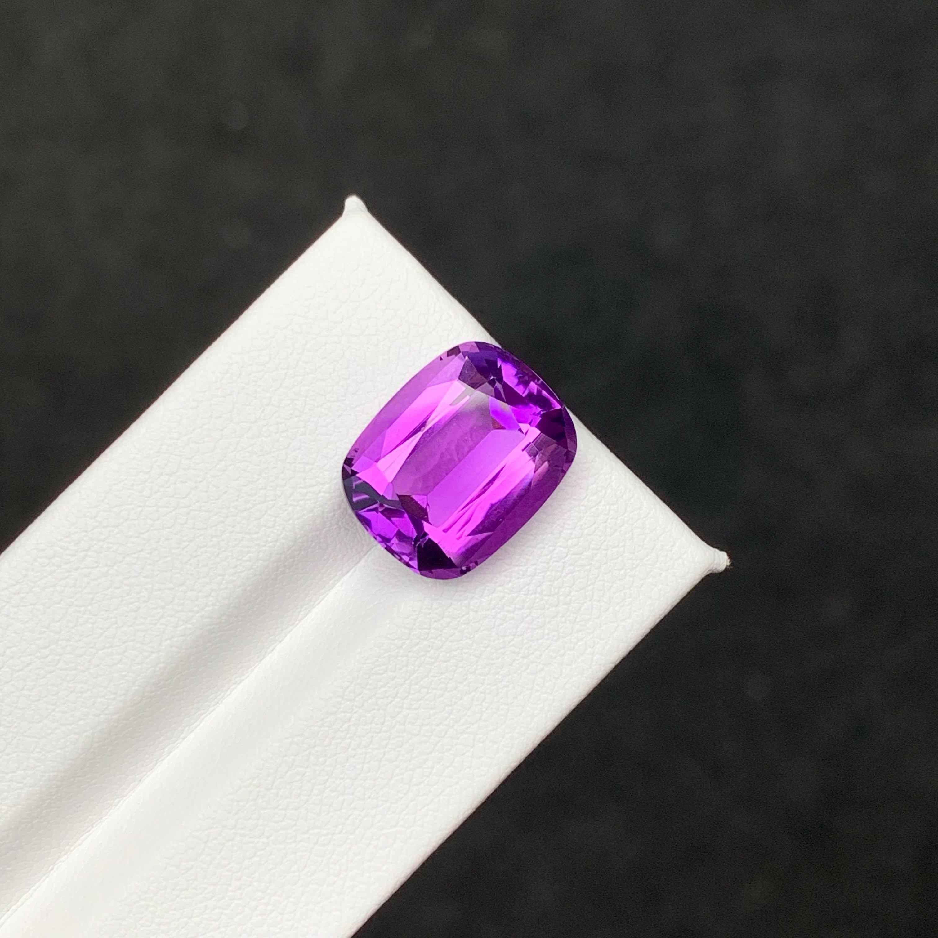 9.15 Carat Natural Loose Purple Amethyst Stone Cushion Cut Brazilian Gemstone (pierre précieuse brésilienne) Neuf - En vente à Bangkok, TH
