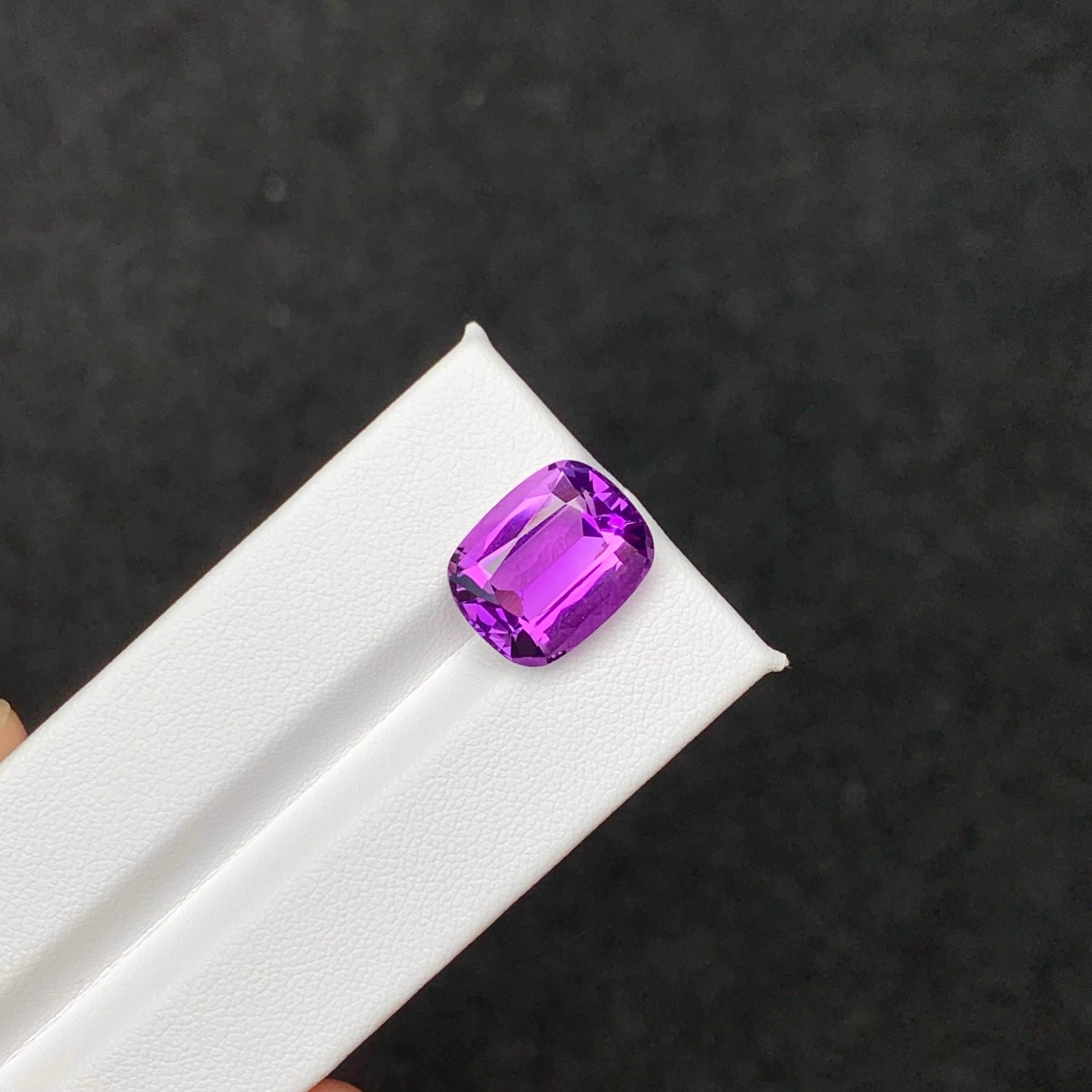 9.15 Carat Natural Loose Purple Amethyst Stone Cushion Cut Brazilian Gemstone (pierre précieuse brésilienne) en vente 2