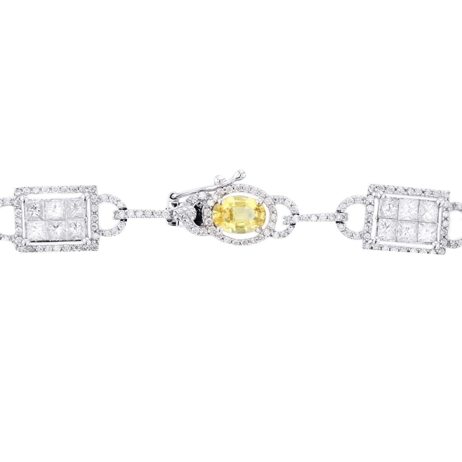 Contemporary 9.15 Carat Yellow Sapphire 18 Karat White Gold Necklace For Sale