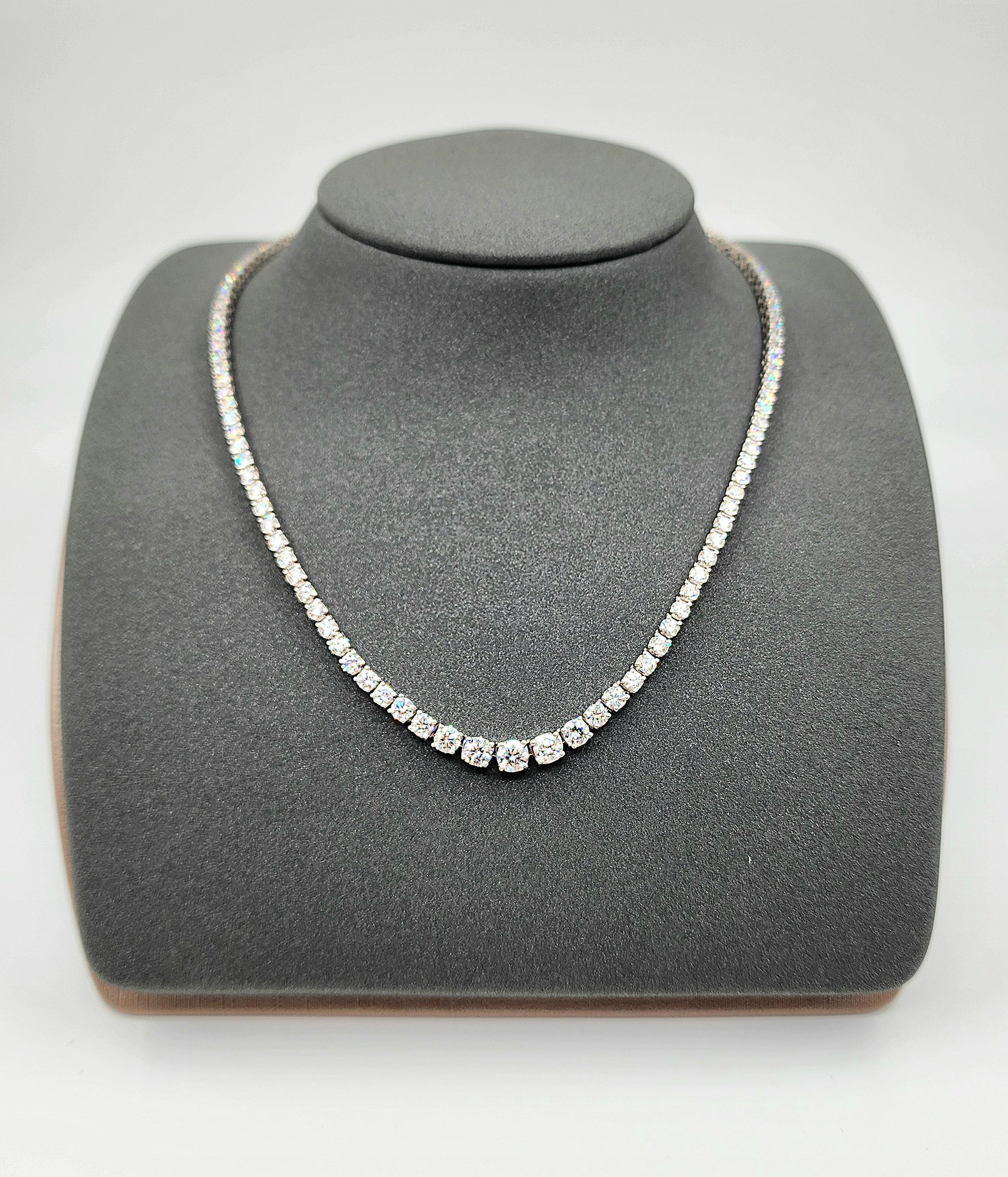 This elegant necklace is a 16-inch platinum diamond necklace. It features 125 round cut diamonds weighing 9.15 carats, graded F/G in color and VS2/SI1 in clarity. A refined piece for any jewelry collection.