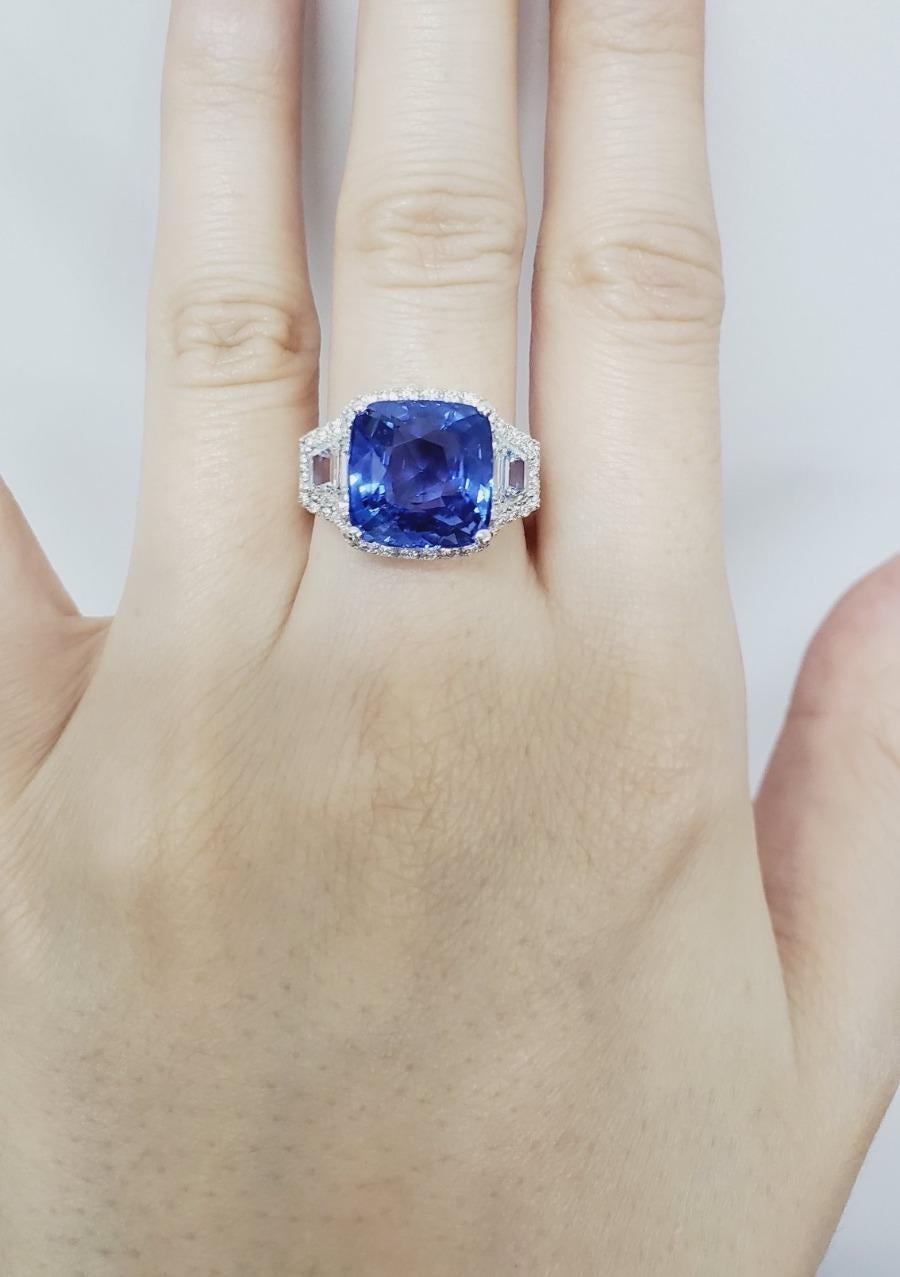 9,16 Karat unerhitzter blauer Saphir im Kissenschliff (Ceylon) Diamantring - GRS zertifiziert (Art déco) im Angebot