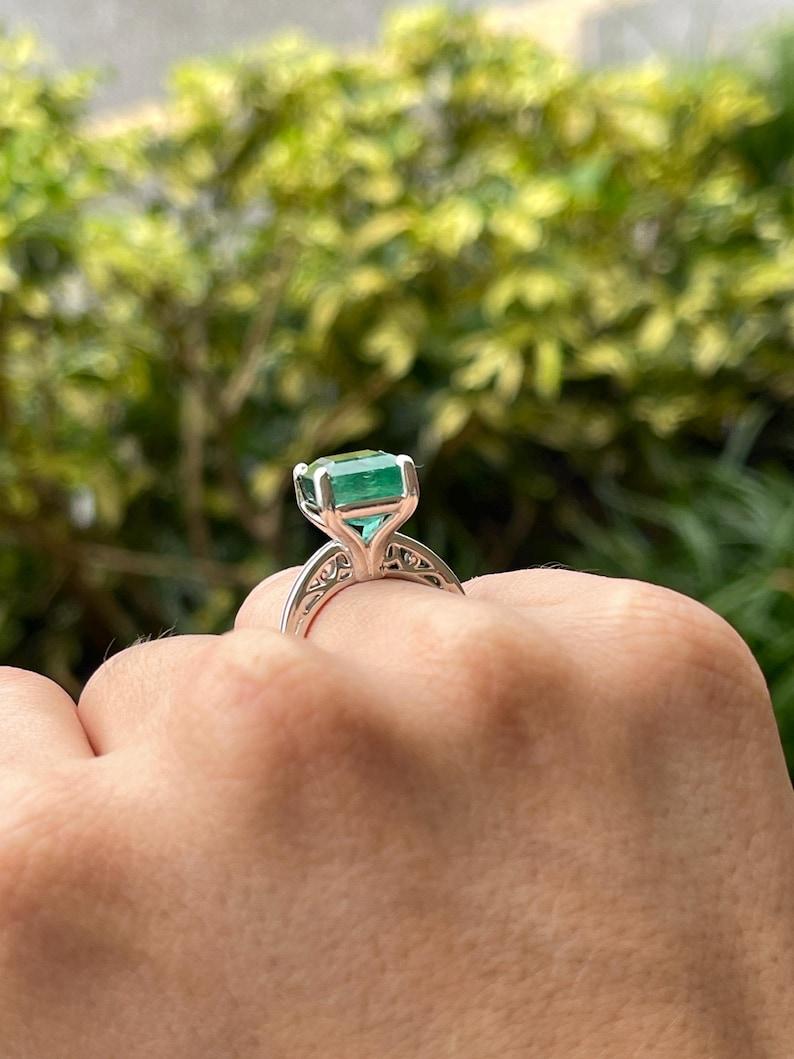 9.16ct 14K Emerald Cut Solitaire Ring - Deep Green Emerald 585 White Gold For Sale 4