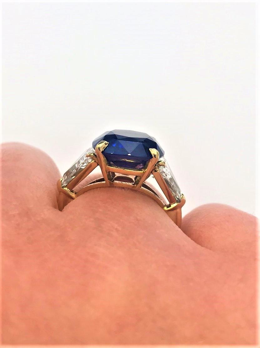 9.17 Carat Unheated Ceylon Blue Sapphire and Trilliant Diamond Three-Stone Ring 2