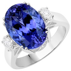 9.18 Carat Genuine Tanzanite and White Diamond 18 Karat White Gold Ring