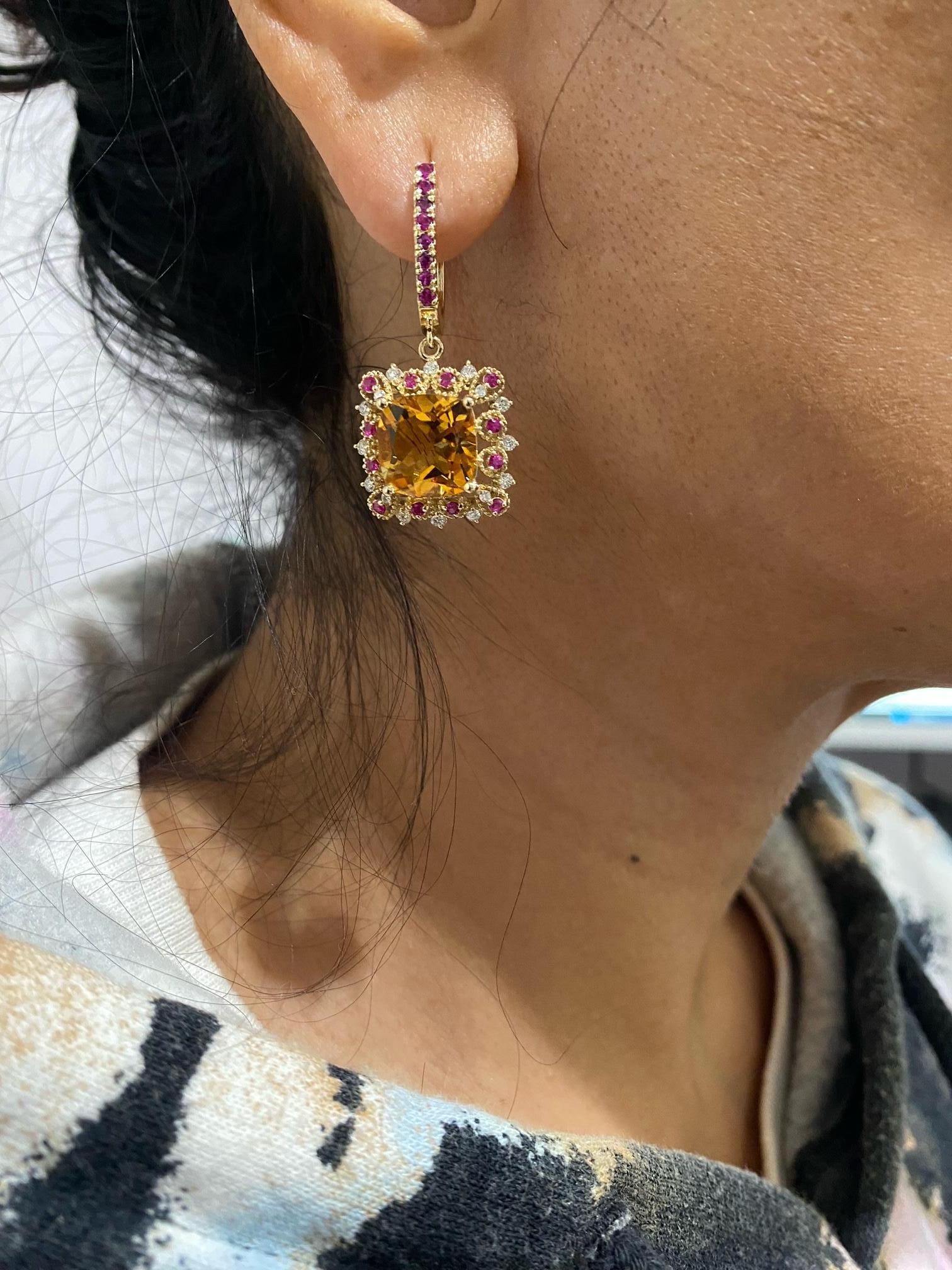 Boucles d'oreilles pendantes en or jaune 9.19 carats Citrine Saphir rose Diamant Pour femmes en vente