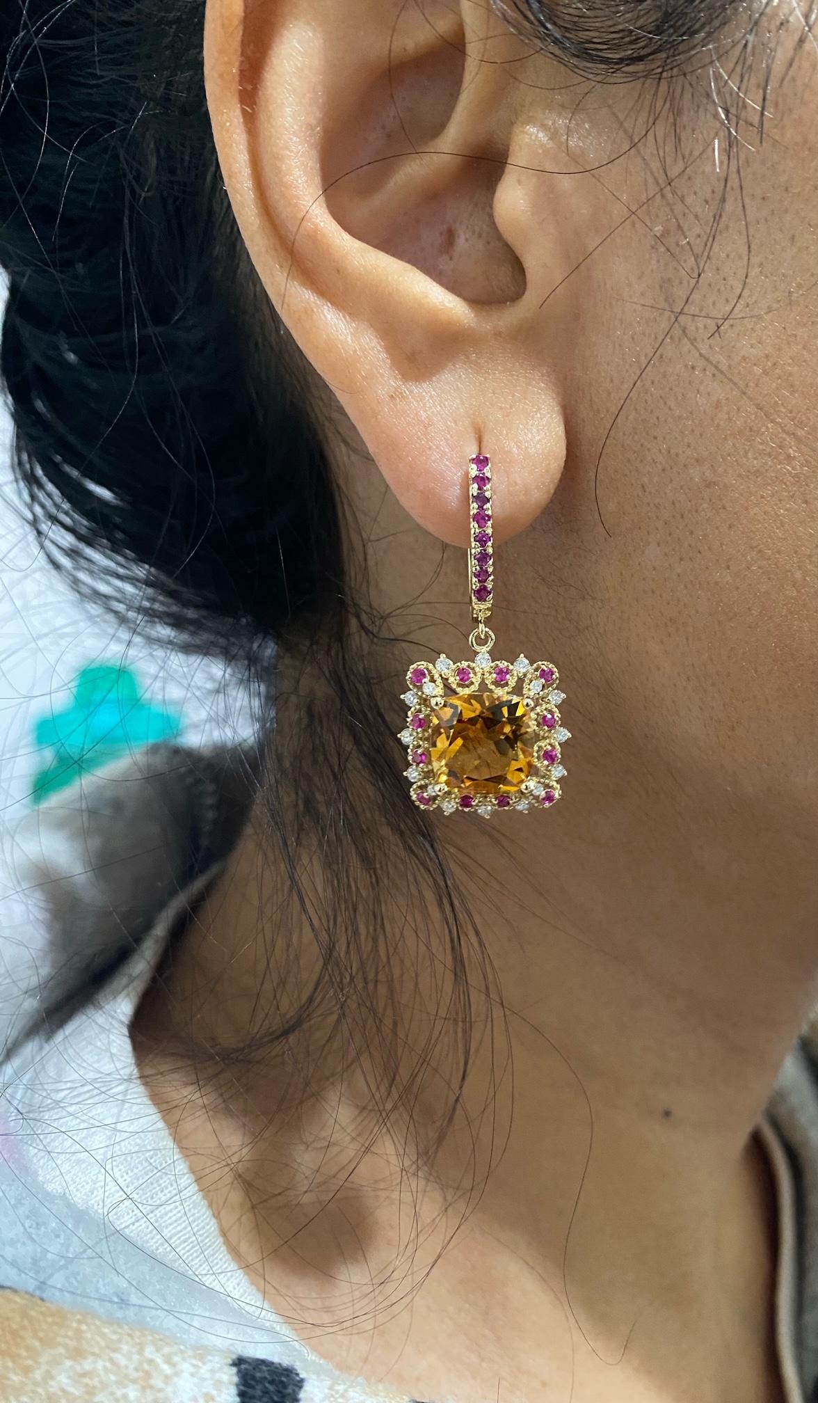 Boucles d'oreilles pendantes en or jaune 9.19 carats Citrine Saphir rose Diamant en vente 2