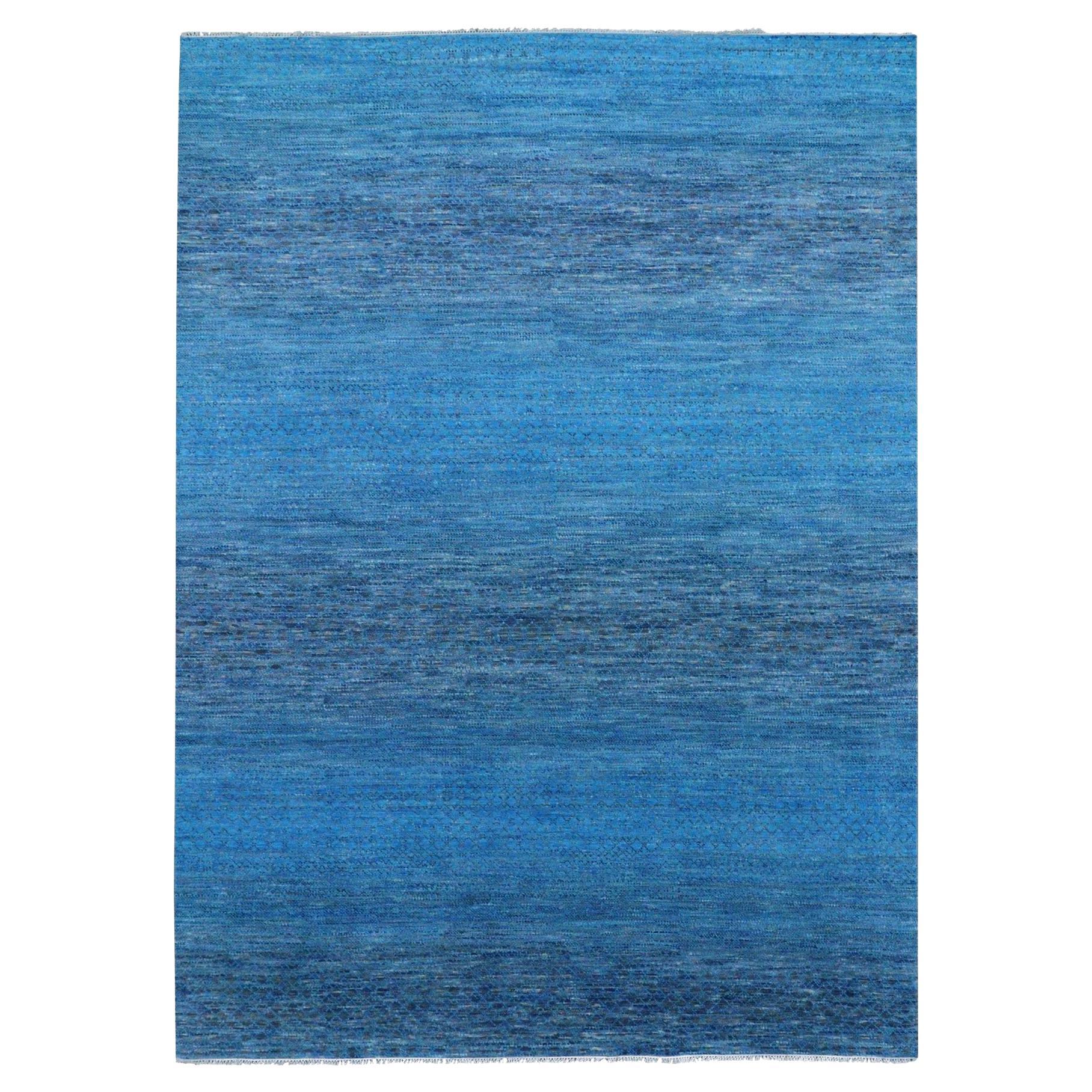9'1"x11'10" Blauer, handgeknüpfter Teppich aus Wolle aus der Chiaroscuro-Kollektion, modern