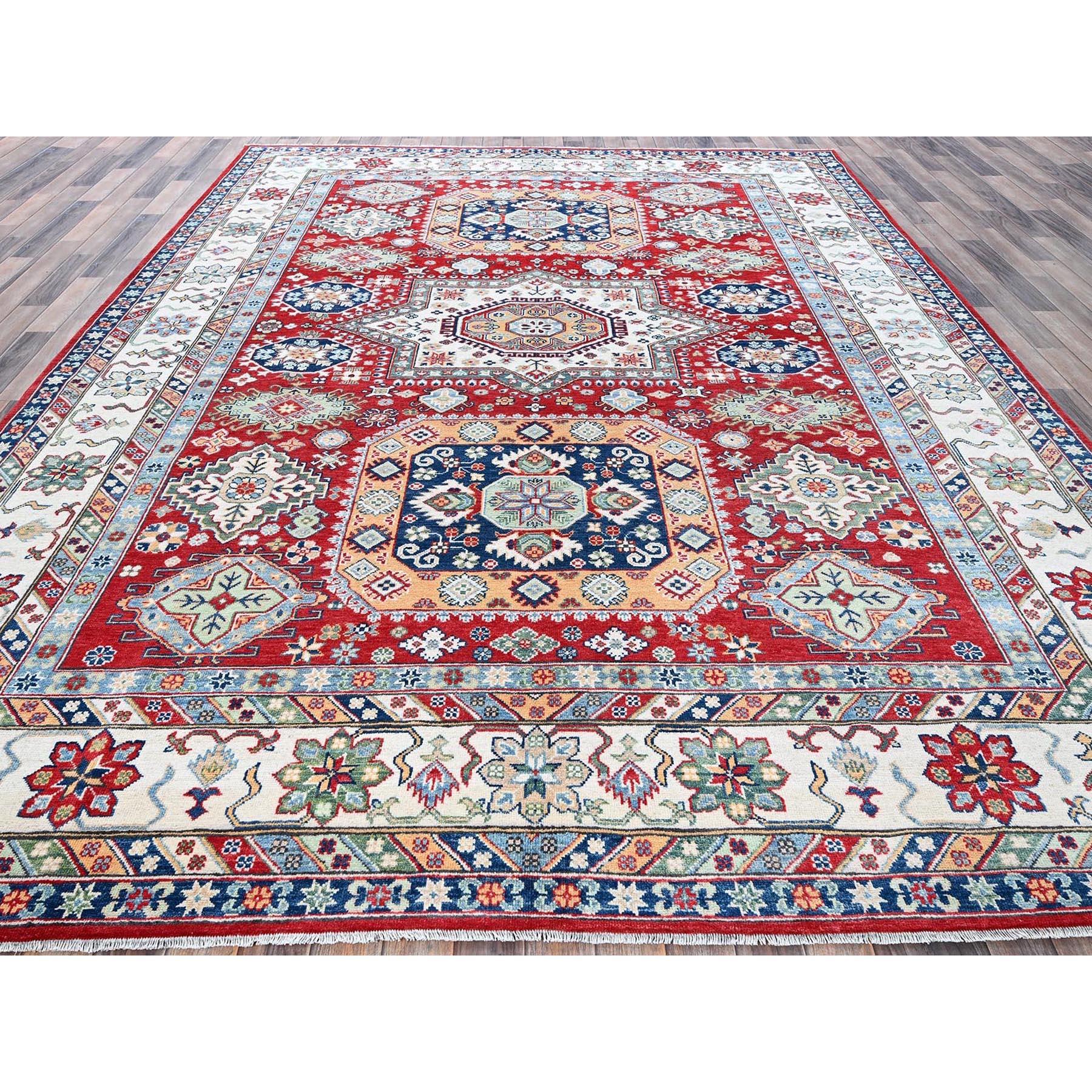 Kazakh Tapis en laine douce noué à la main rouge Kazak avec médaillons géométriques 9'1