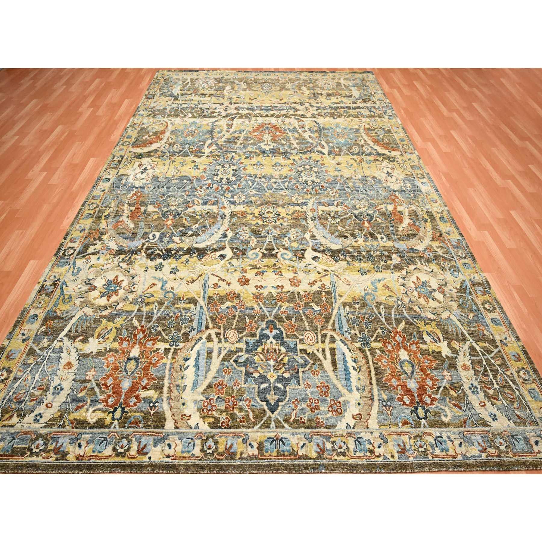 Schokoladenbraun mit Gelb, Abrash Persisches Design, 100% Reine Wolle, Florfrei, Niedrig rasiert, Handgeknüpfter Orientteppich
Primäre MATERIALIEN: Wolle
Latex: Kein Flor 
Höhe: 0,25 Zoll
Stil: Transitional
Grundfarbe: Braun
Sekundäre Farben: