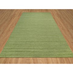 9'1"x12' Grasshopper Green Soft Pile Plain Modern Striae Design Pure Wool Rug