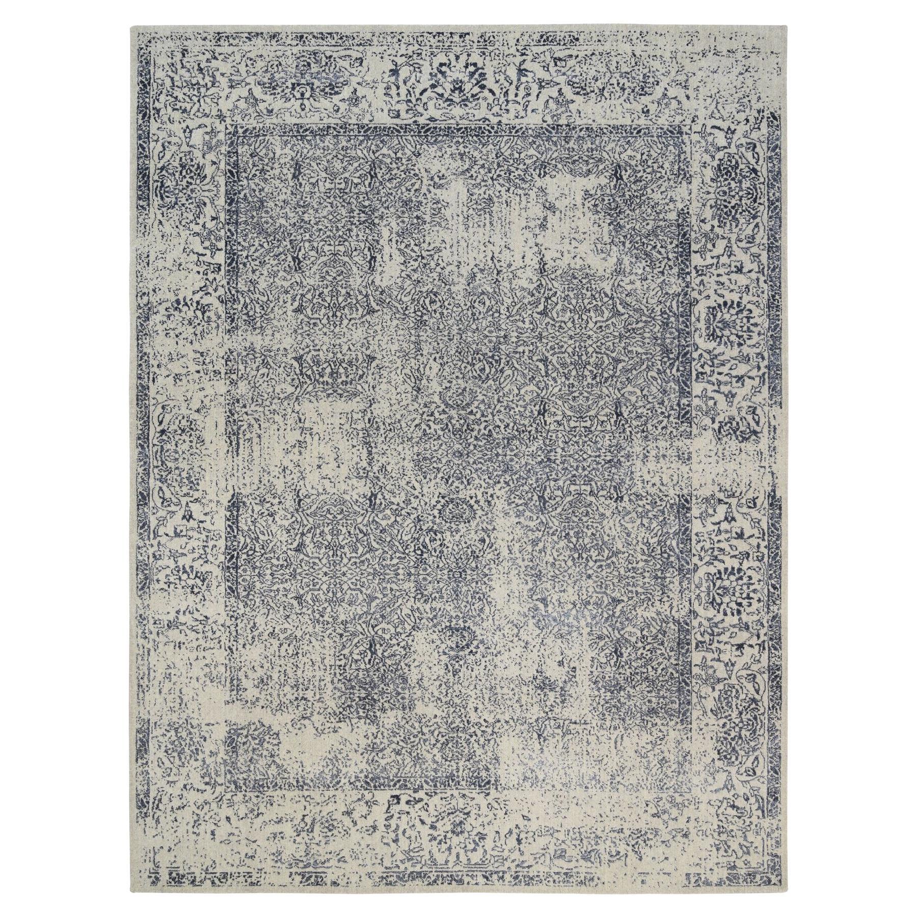 9
1 "x12
 Handgewebter hellgrauer Orientteppich aus feiner Jacquard-Wolle und Kunstseide