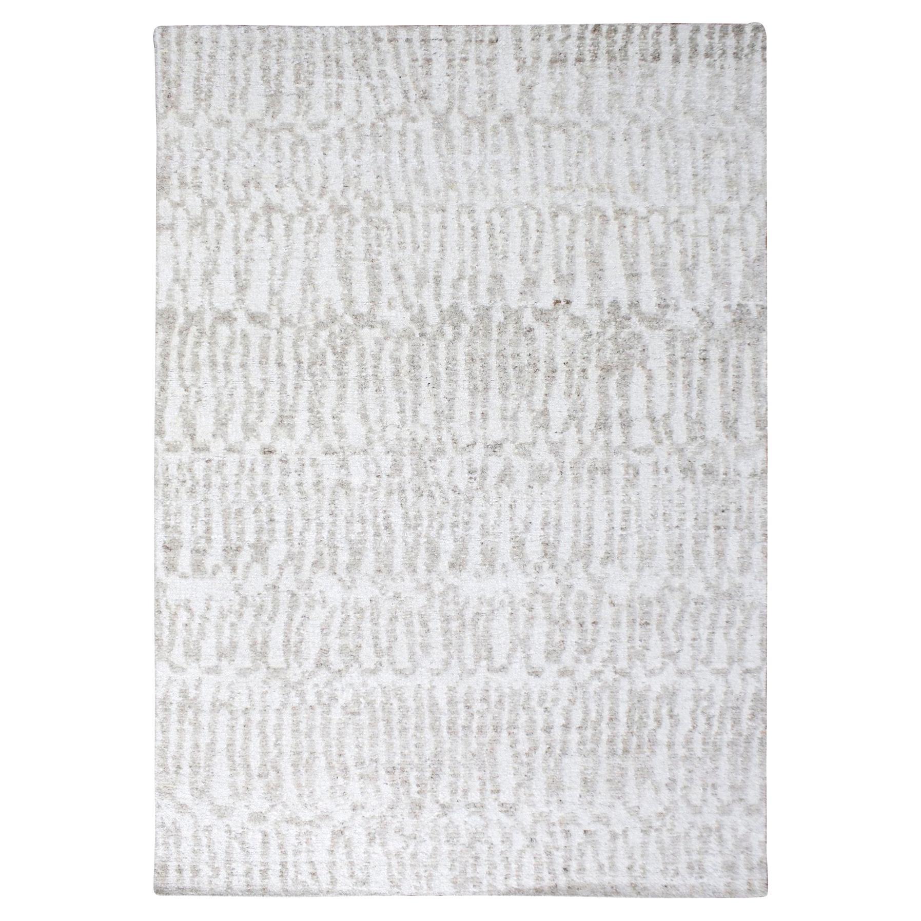 9
1"x12
1" Bone White Minimalist Swedish Design Hand Knotted Natural Wool Rug im Angebot