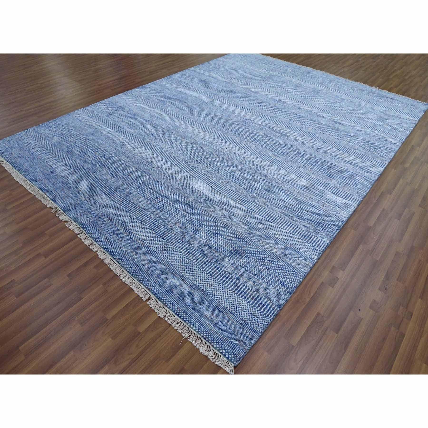 Moderne Tapis Gabbeh en laine et soie bleu noué à la main à motif de gazon moderne 9'1