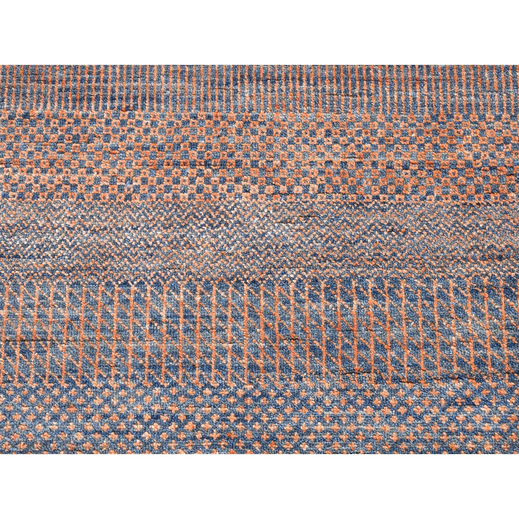 Hand-Knotted 9'1