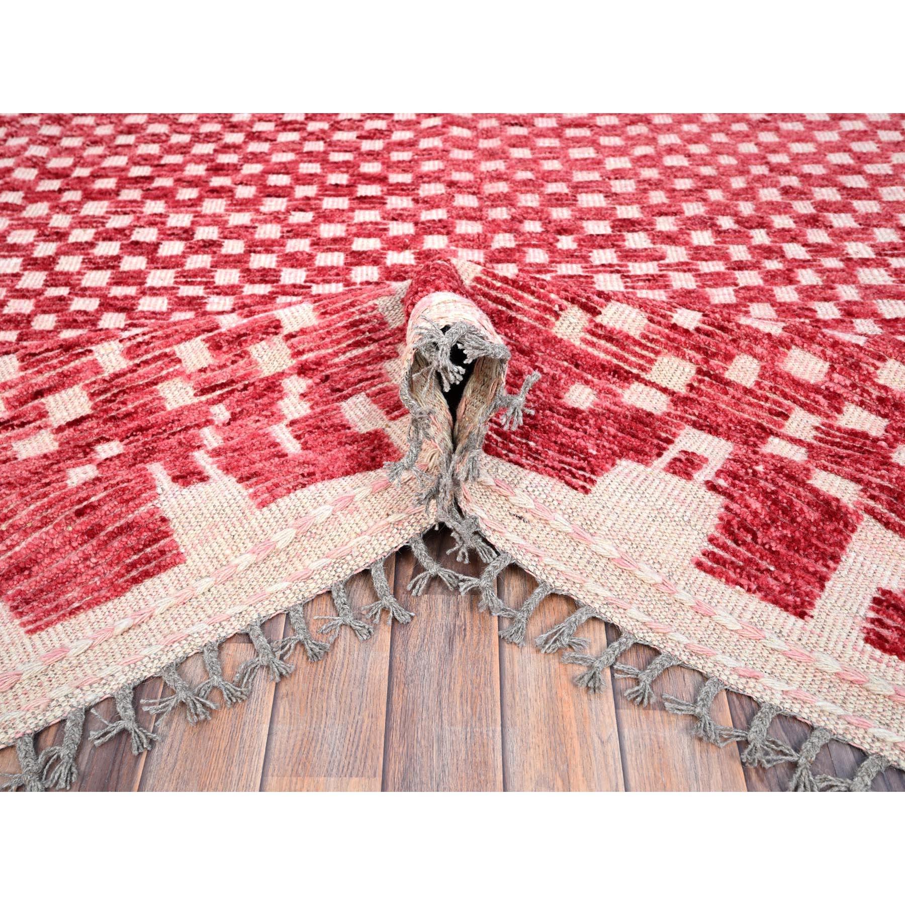Hand-Woven 9'1