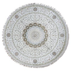 9'1"x9'1" ivoire, soie, motif Tabriz, 300 KPSI, noué à la main, tapis rond