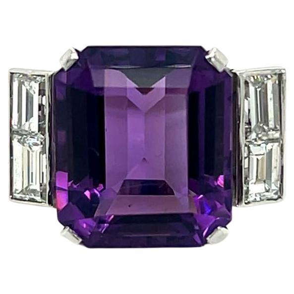 Anillo de amatista y diamantes de 9,2 quilates en oro blanco de 18 quilates