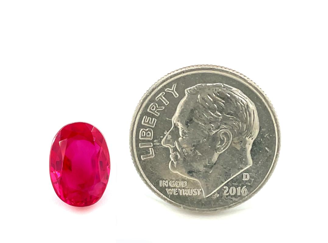 .92 Carat Oval Unset Loose Ruby Gemstone en vente 3