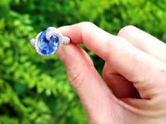 Bague en or blanc 18 carats, saphir de Ceylan 9,20 carats et diamant 2,05 carats Circa 1990