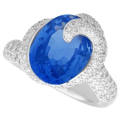Bague en or blanc 18 carats, saphir de Ceylan 9,20 carats et diamant 2,05 carats Circa 1990