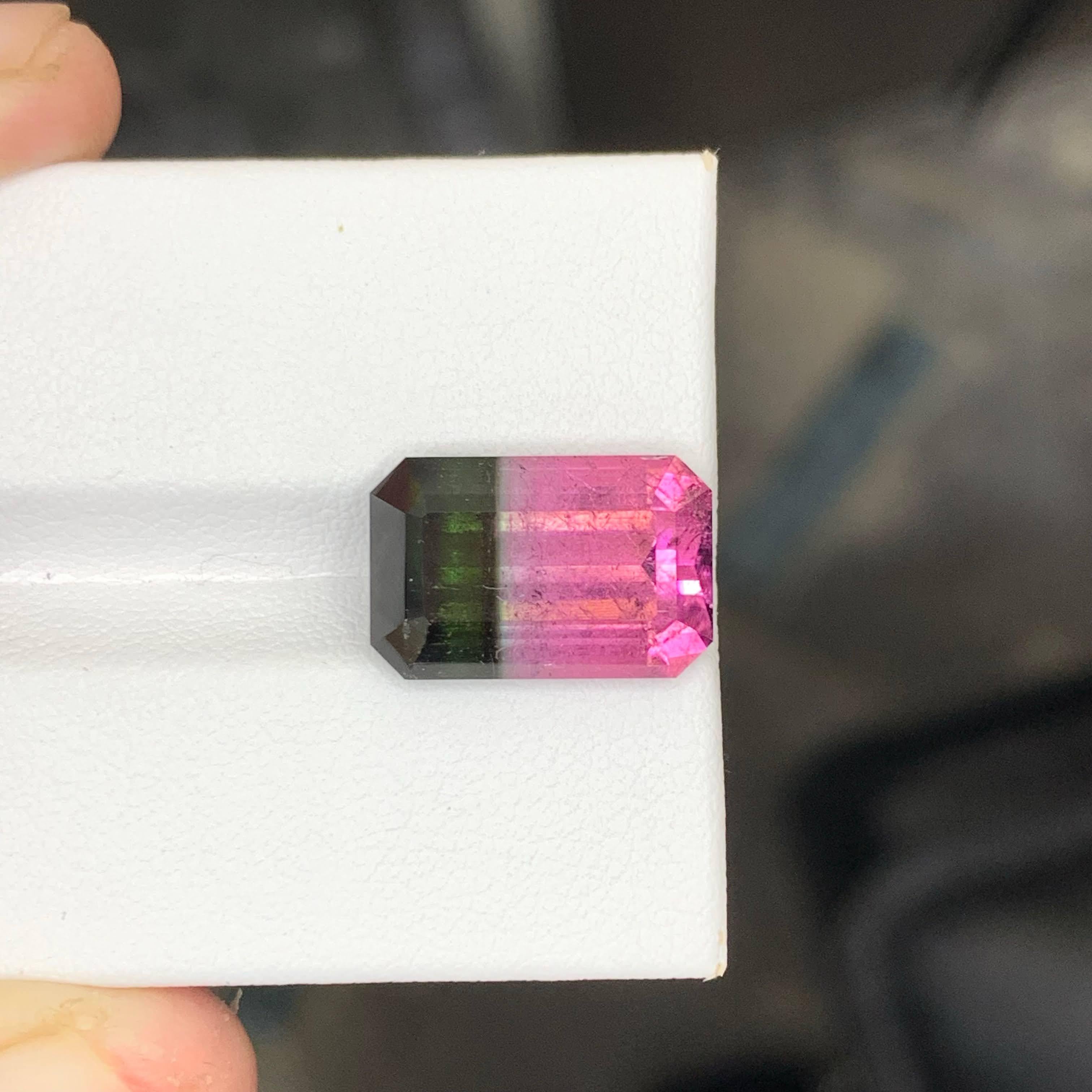 Gema afgana de 9,20 quilates de turmalina de sandía bicolor natural suelta talla esmeralda Moderno en venta